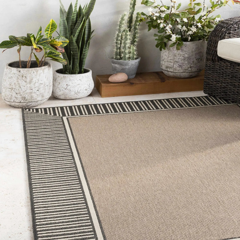 Janamuato White Geometric Cement Outdoor Planter by Boutique Rugs