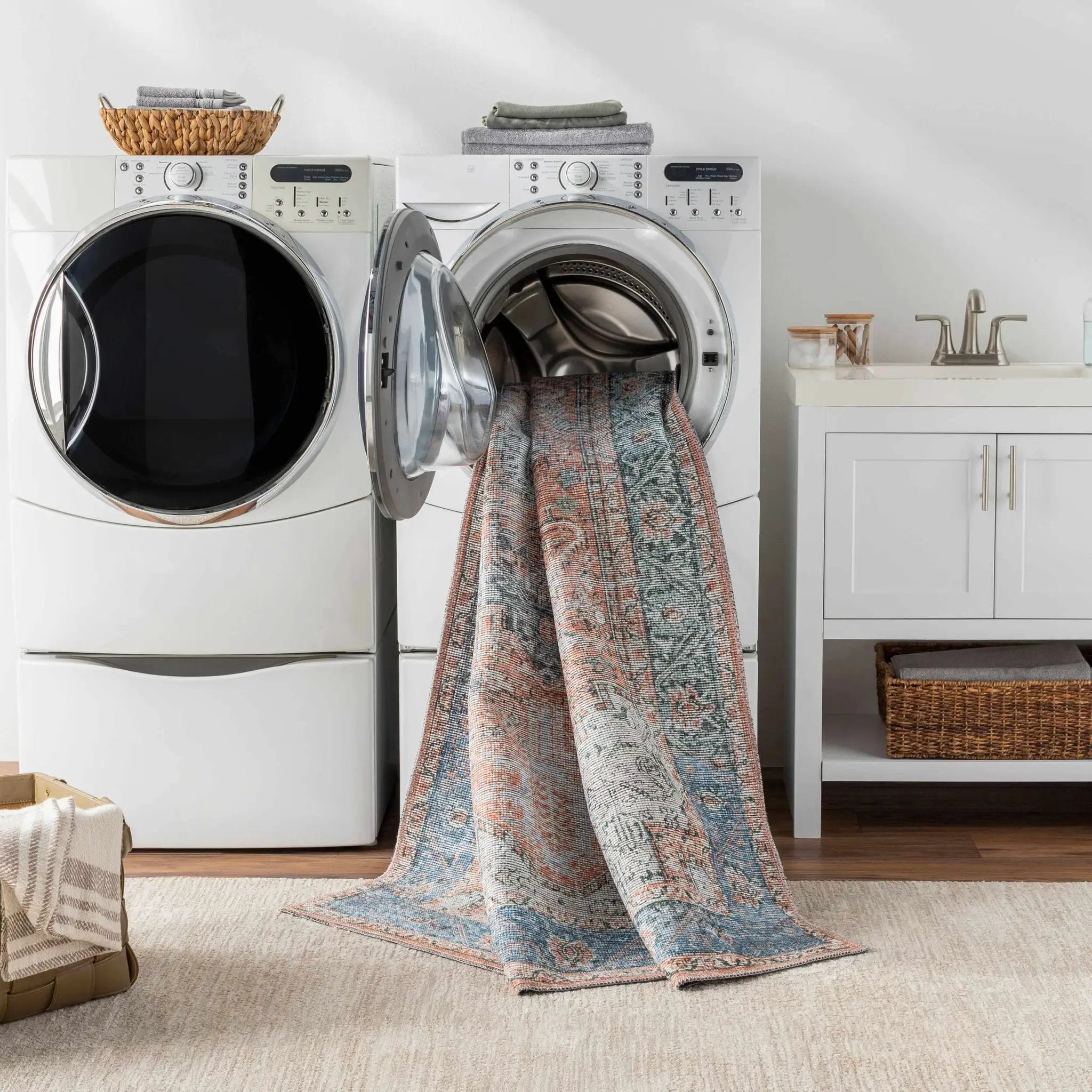 Cayanguan Area Rug - Clearance by Boutique Rugs