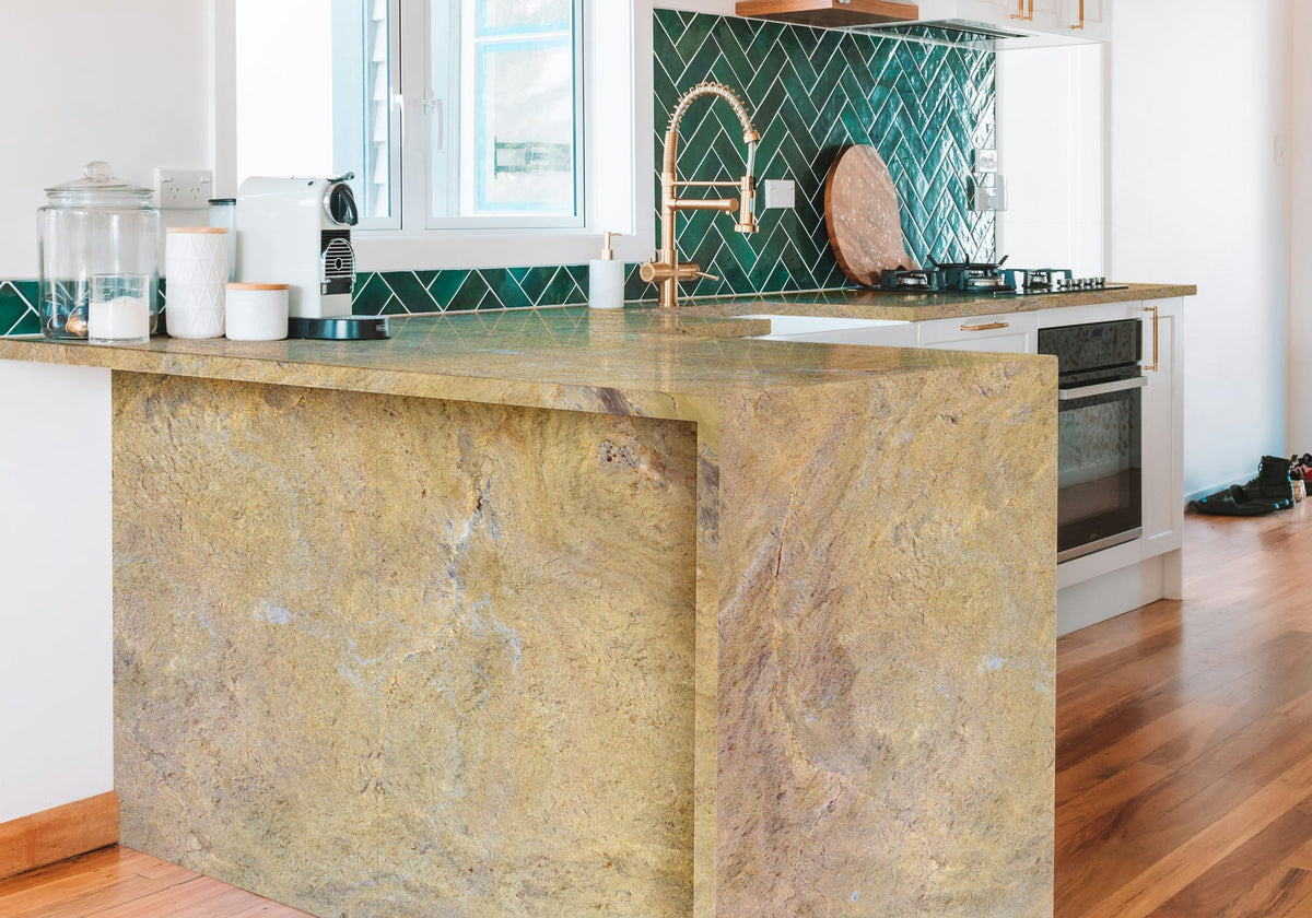 Artemis Polished Marble Slab Random room scene 2