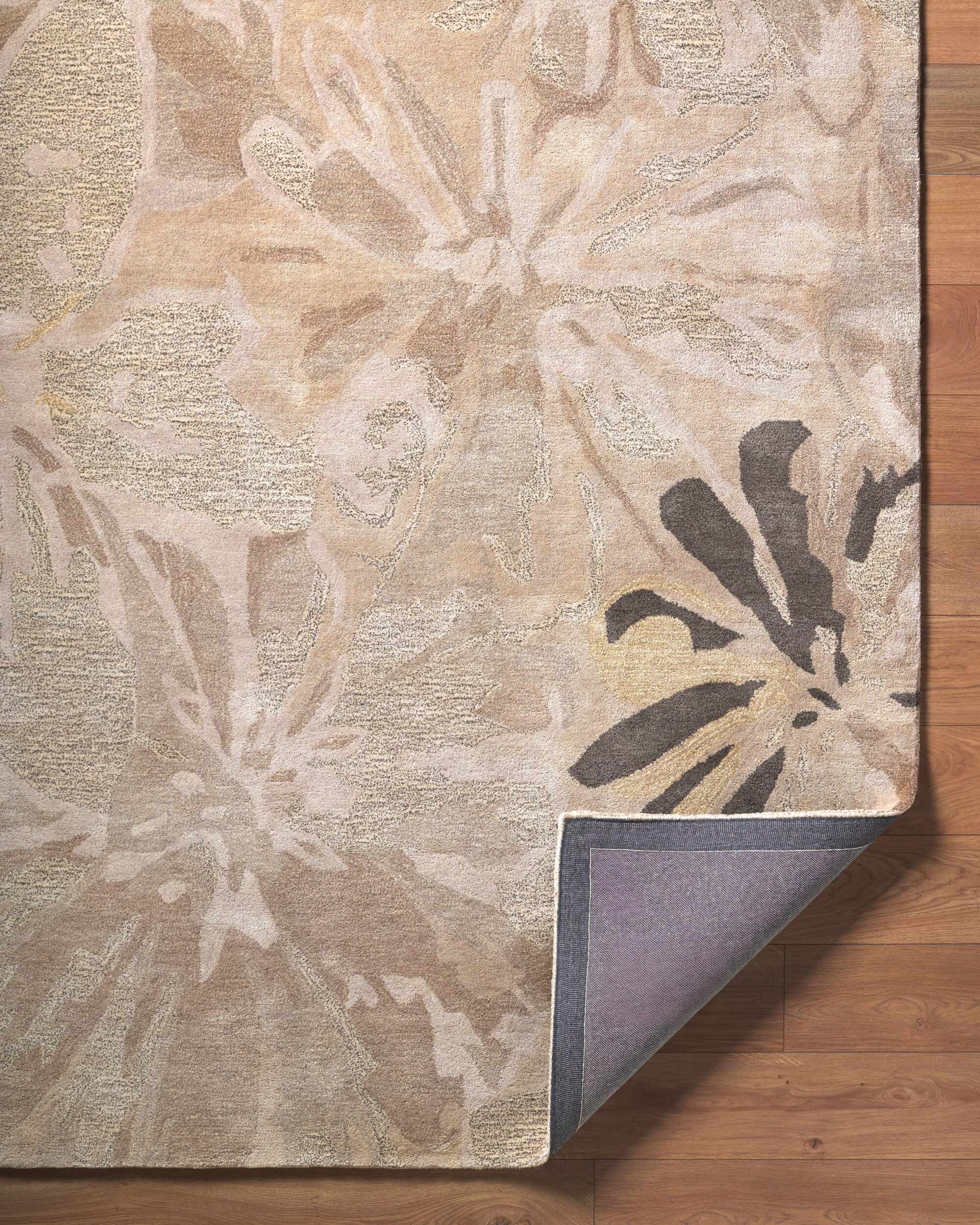 Ilfeld Athena Gray Floral Wool Rug by Boutique Rugs