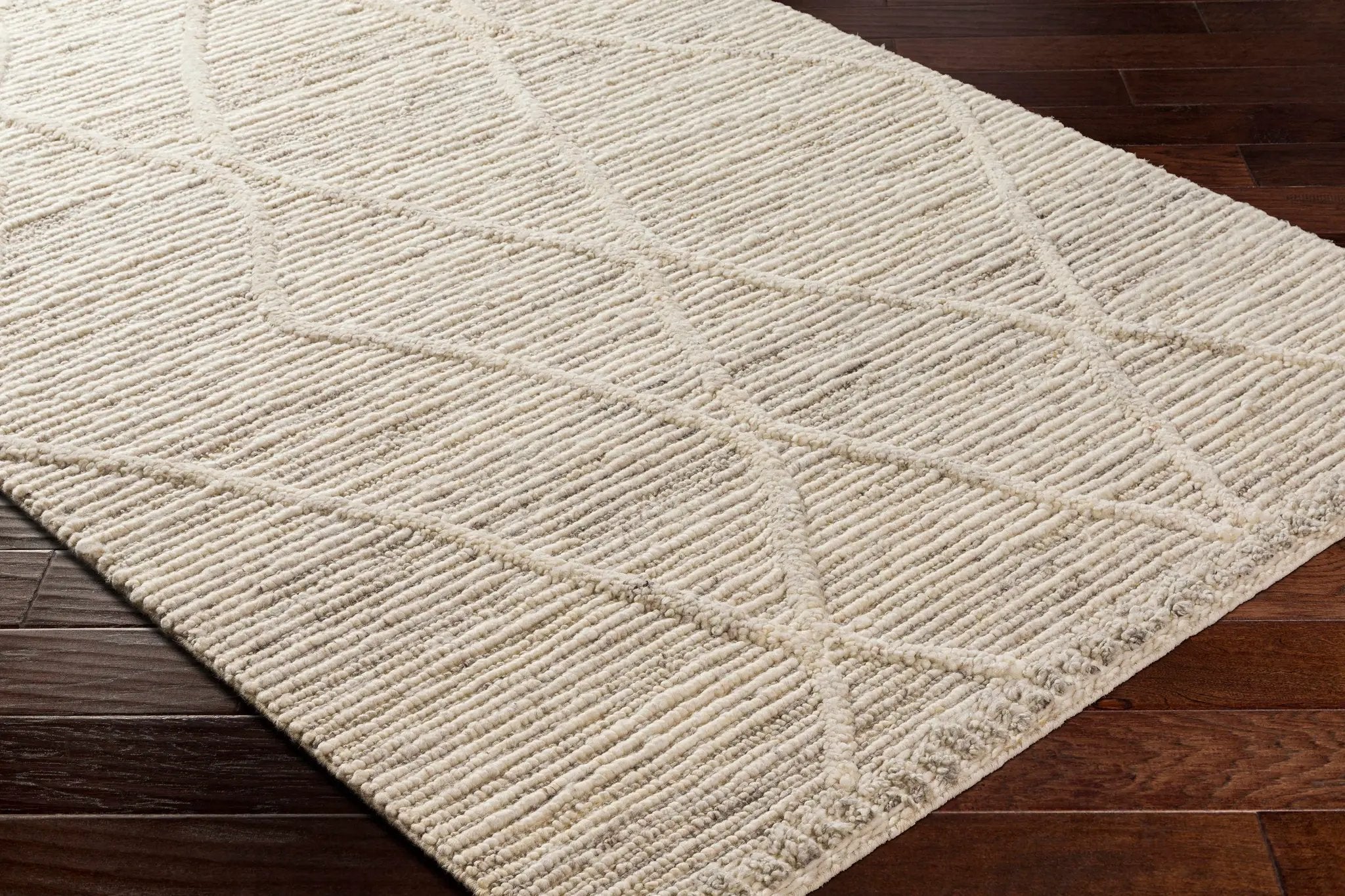 Aysu @Area Rug - Clearance by Boutique Rugs