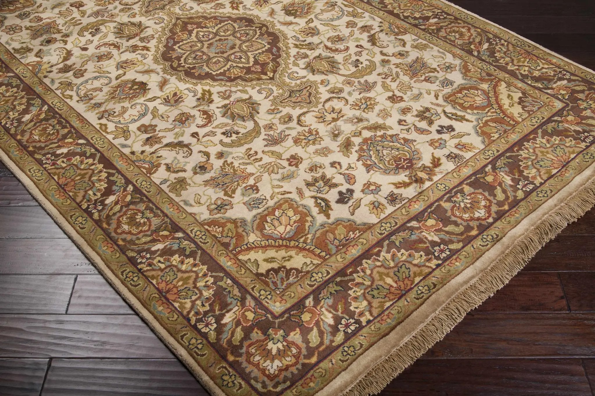 Azalia Premium Wool 8' Round Rug - Clearance by Boutique Rugs