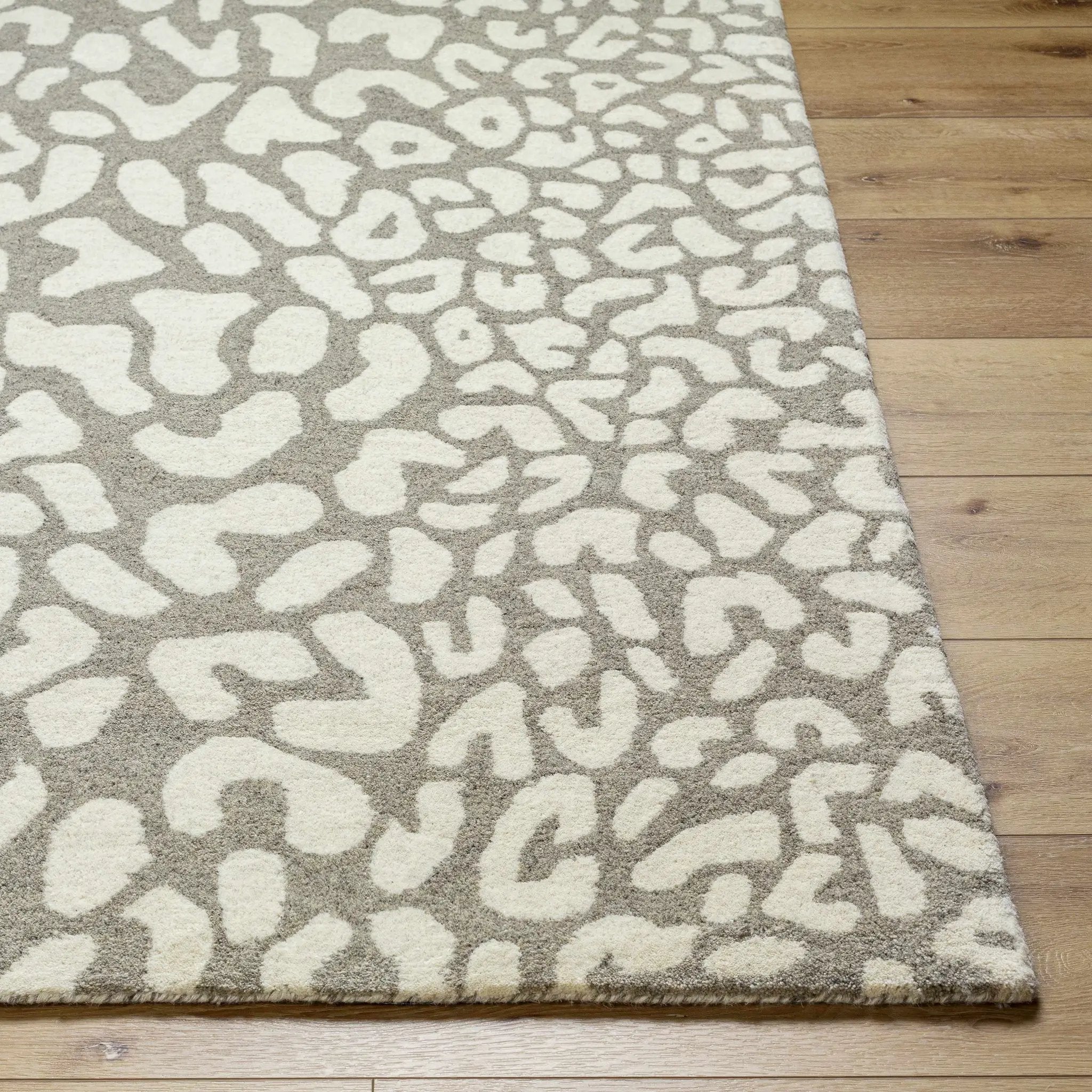 Azuka Leopard Print Area Rug - Clearance by Boutique Rugs