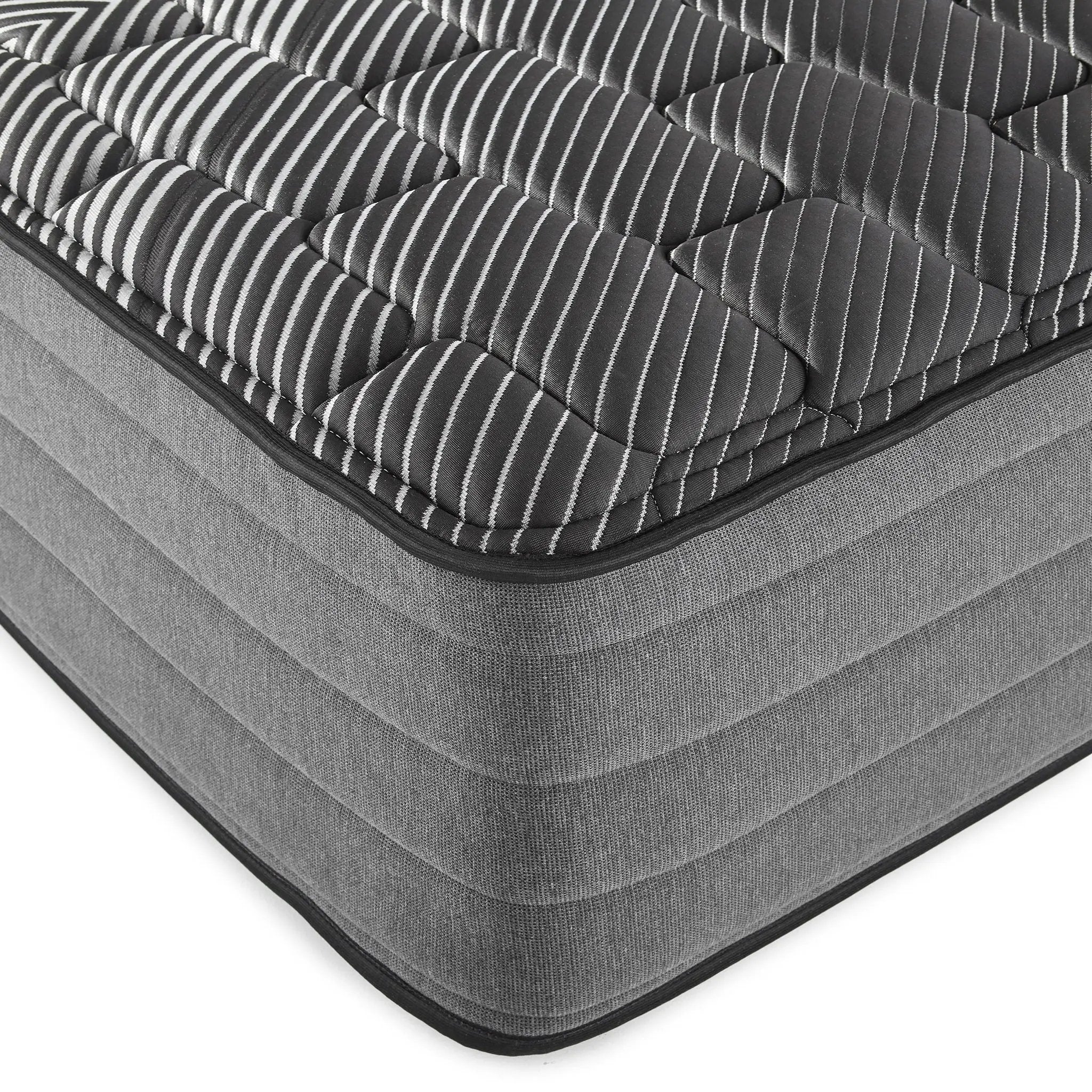 Montlake 14-inch Queen Cool Firm Memory Foam Hybrid Mattress by Unique Piece Furniture
