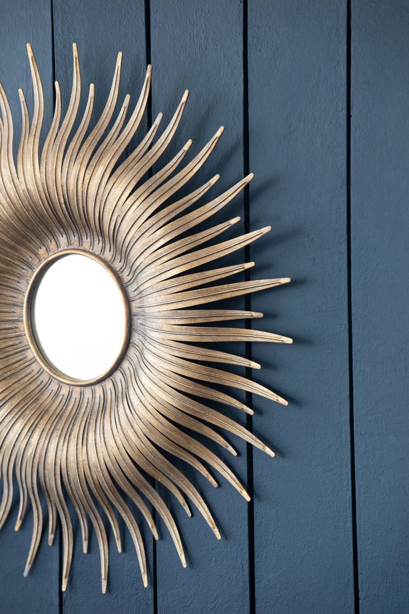 Retro DesignSunburst Metal Wall Mirror Decorative Mirror For A Bedroom Dressing Room, Hallway Or Living Space - Gold by Unique Piece Furniture