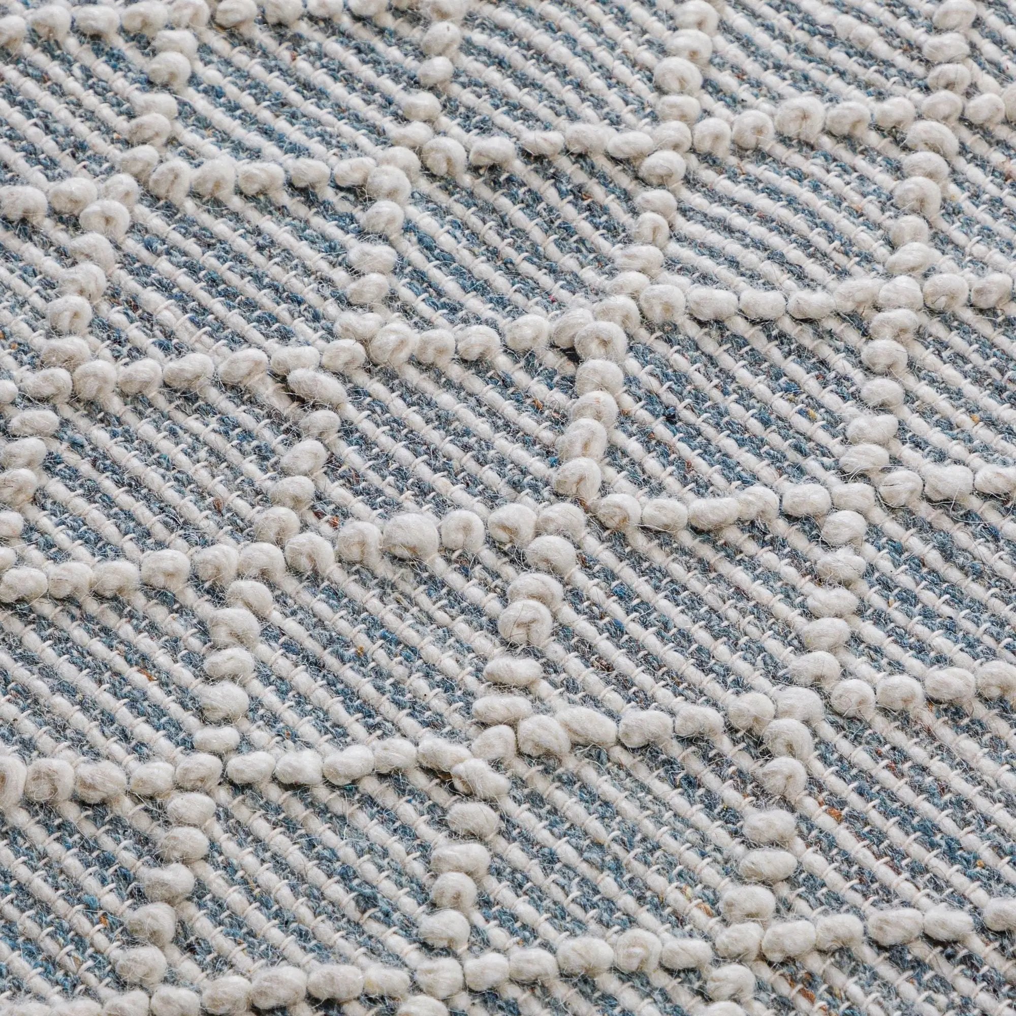 Ogden - 6' X 9' Area Rug - Ivory by Unique Piece Furniture