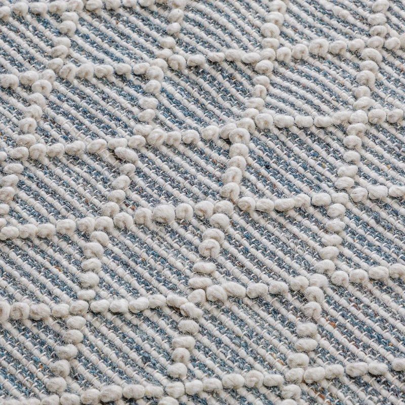Ogden - 6' X 9' Area Rug - Ivory by Unique Piece Furniture