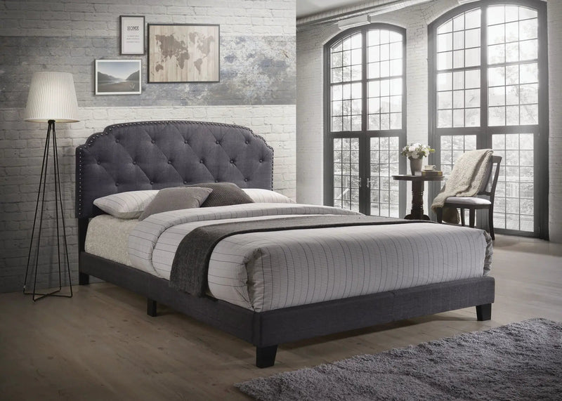 Tradilla - Queen Bed - Gray by HouseOfZazla