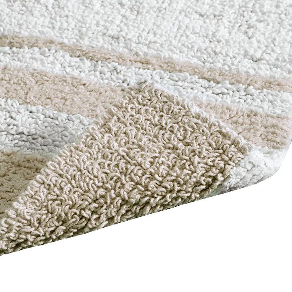 Reversible Bath Rug by HouseOfZazla