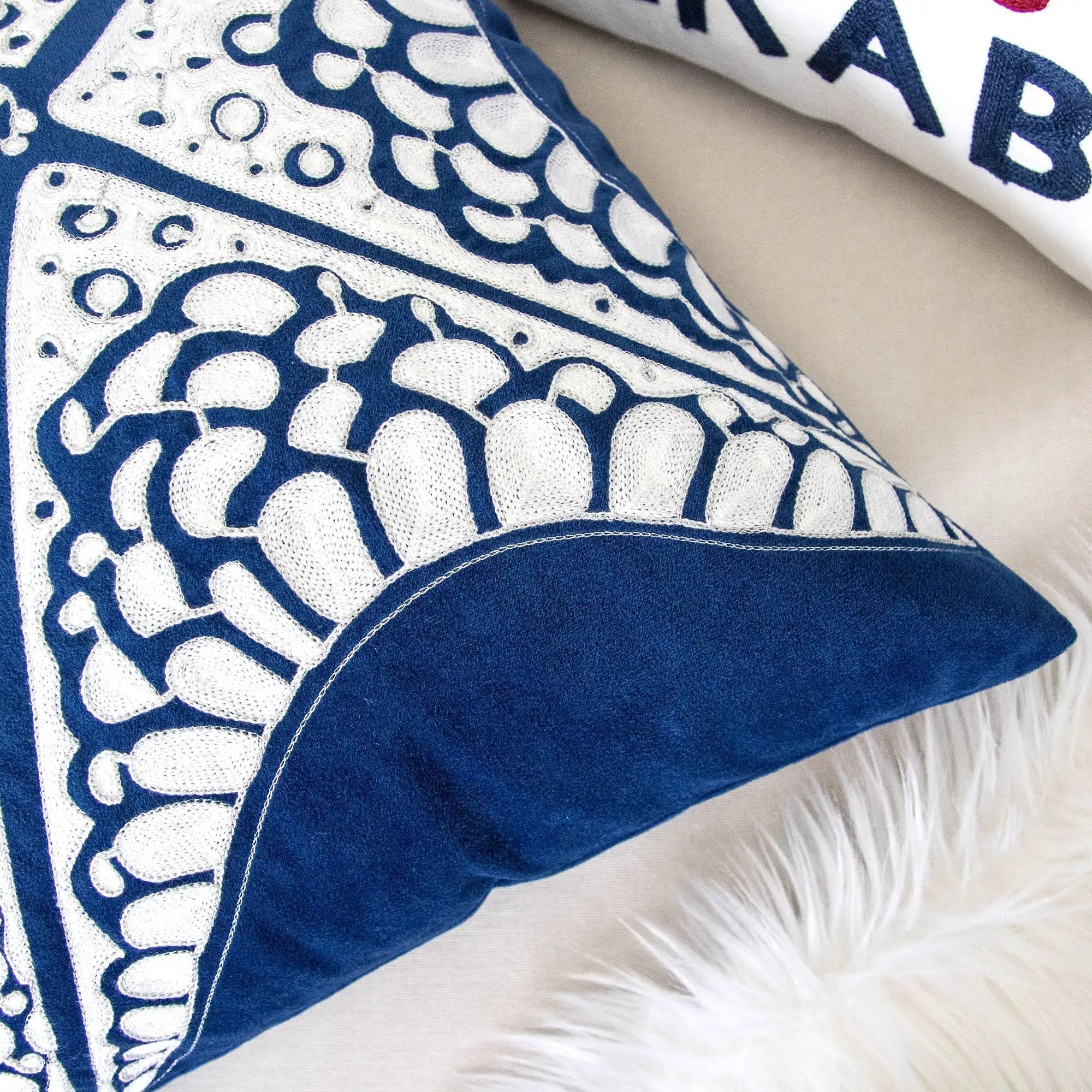 Seastar Starfish Pillow With Hidden Zipper (Set of 2) - Indigo by Unique Piece Furniture