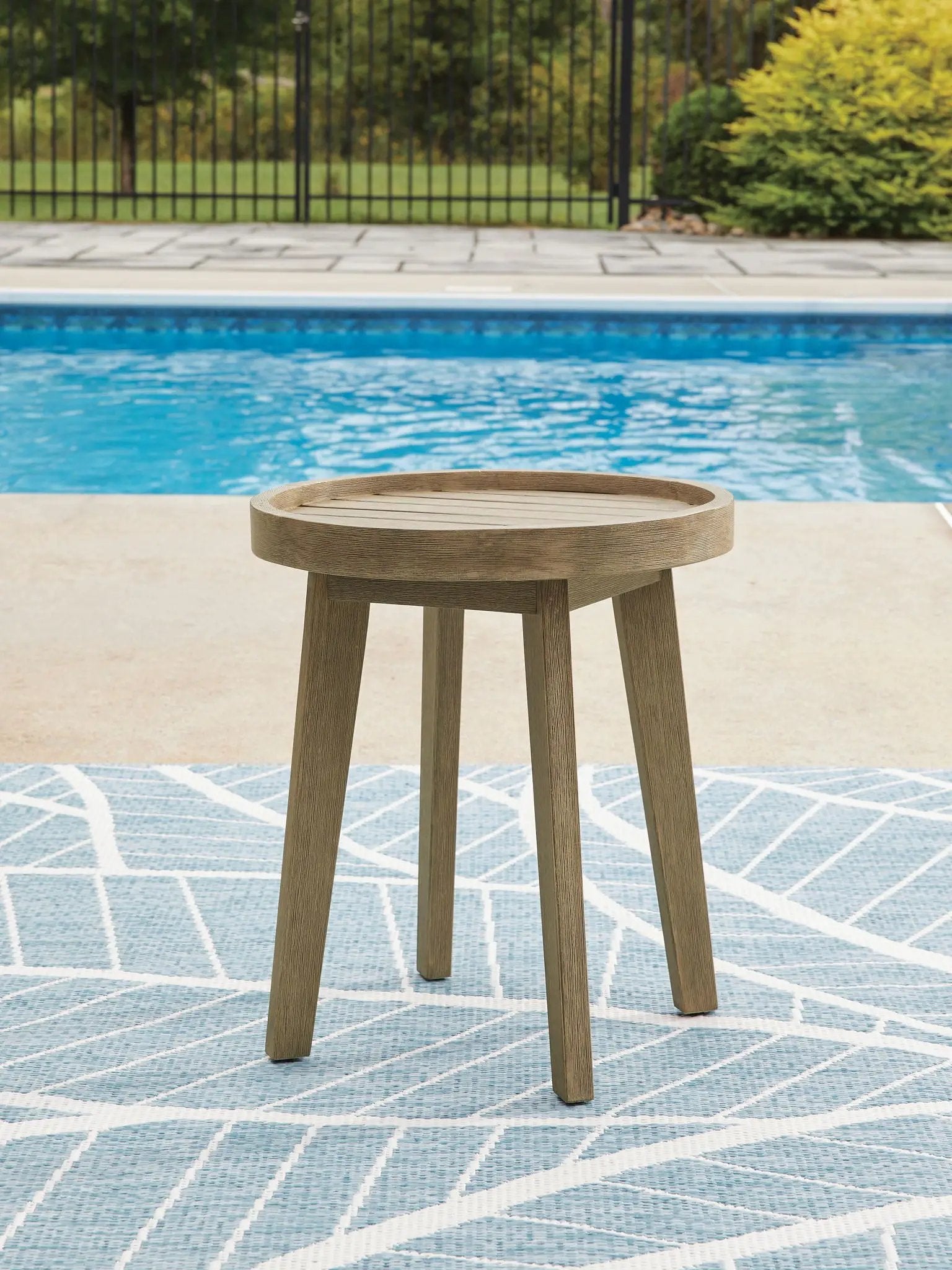 Marina Sun - Round End Table - Beige by Unique Piece Furniture
