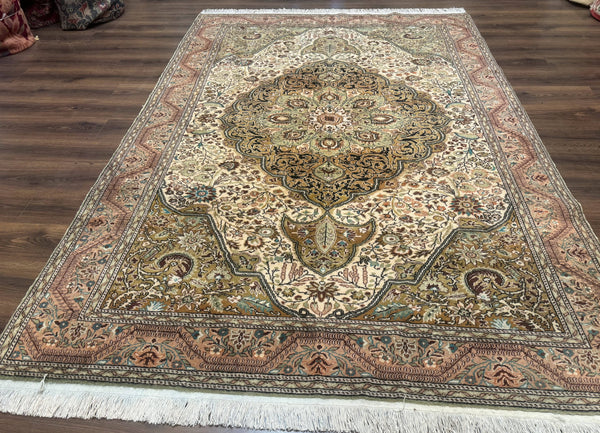 Turkish Sivas Rug 6x9, Floral Medallion, Vintage Handmade Wool Carpet