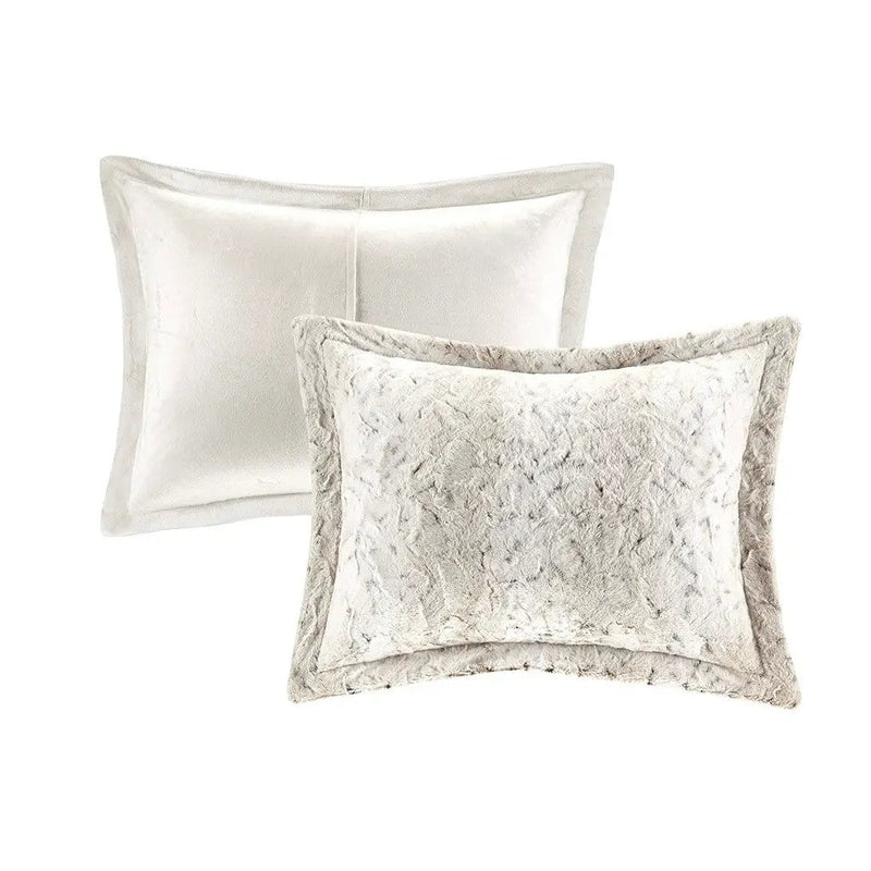 King 4PC Faux Fur Comforter Set by HouseOfZazla