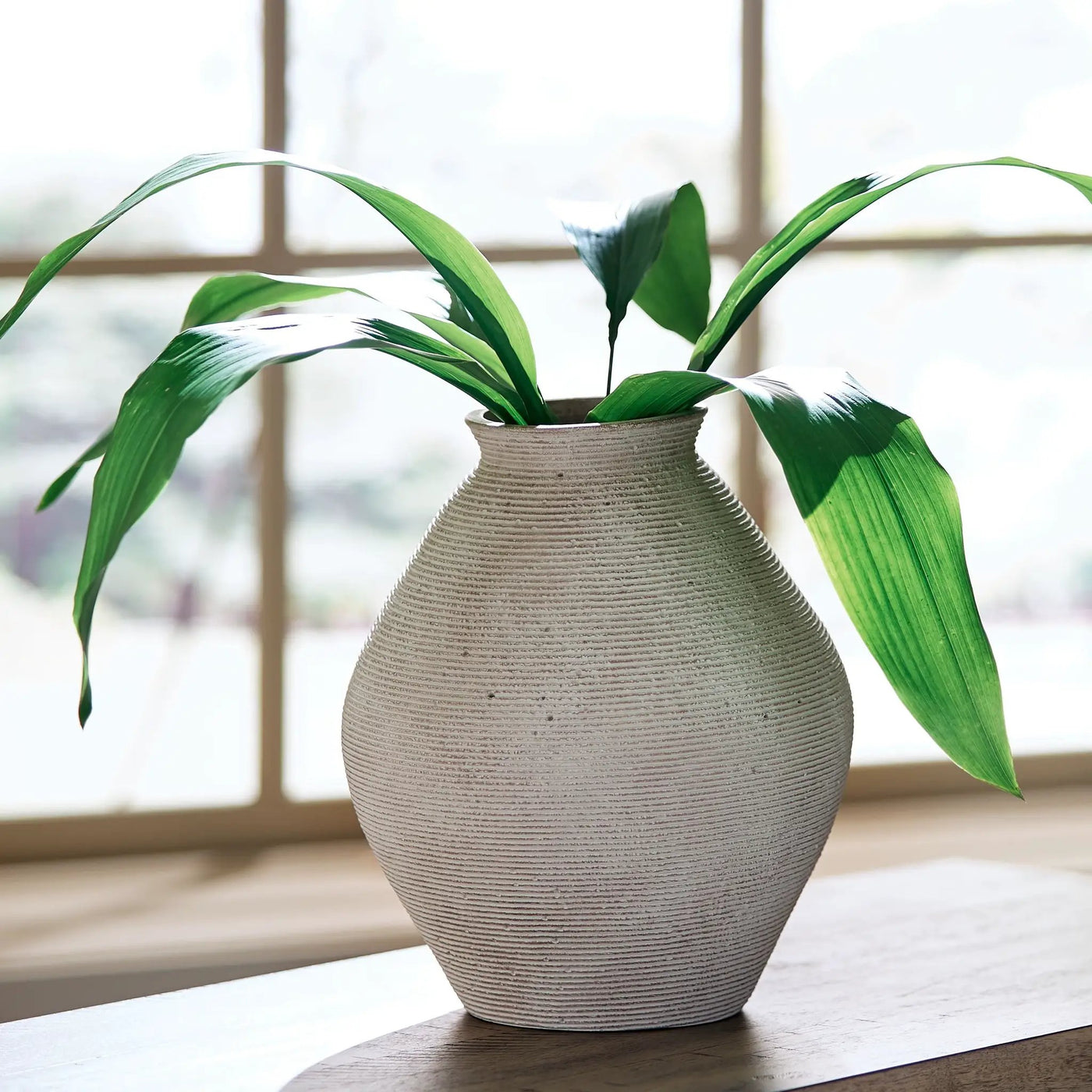 Hannela - Vase by Unique Piece Furniture