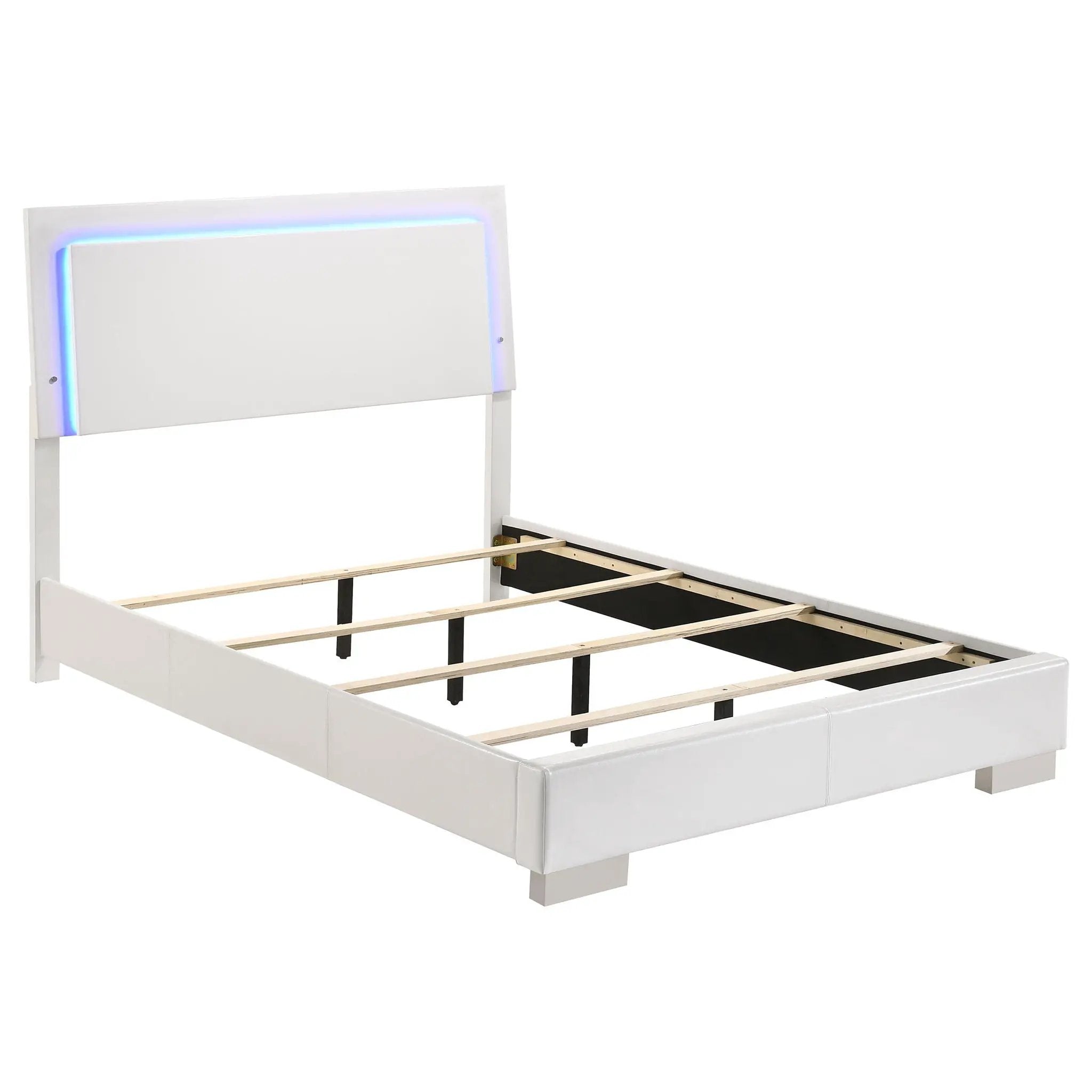 Felicity 5-piece Full Bedroom Set White High Gloss by Unique Piece Furniture