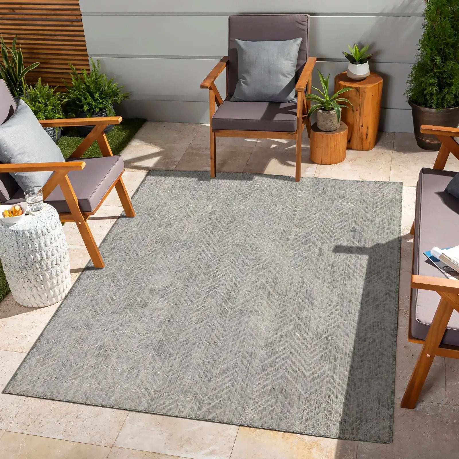 Sunshine - 5'3" X 7'3" Indoor, Outdoor Area Rug - Silver by Unique Piece Furniture