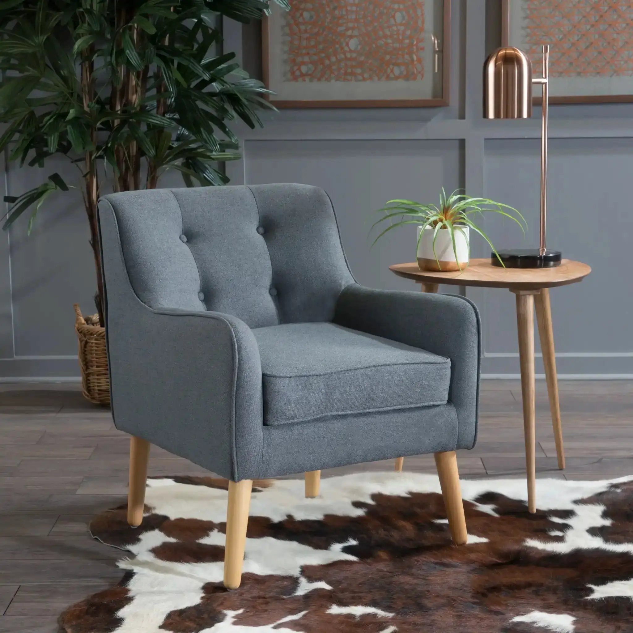 Modern Arm Chair With Tufted Back and Wooden Legs by HouseOfZazla