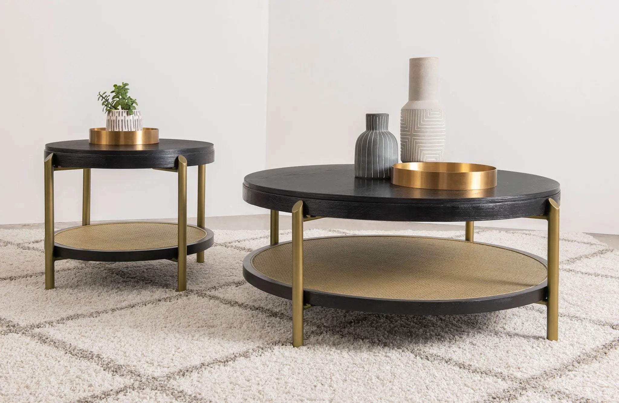 Arini 2-piece Round Coffee and End Table Set Black by Unique Piece Furniture
