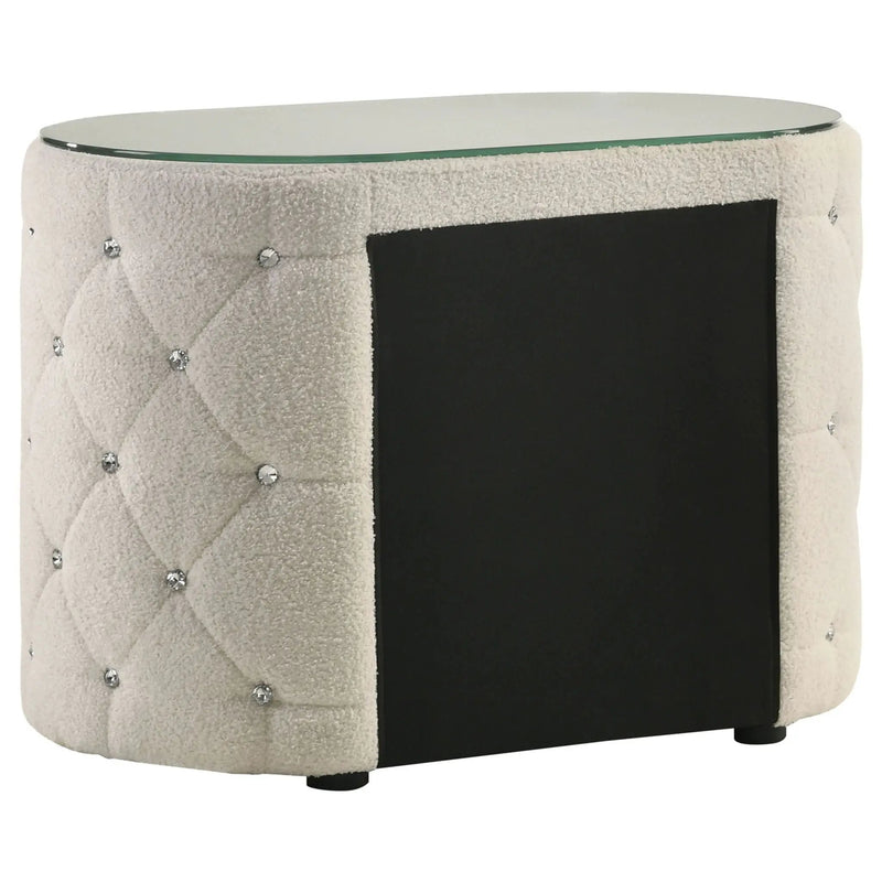 Sonya 5-piece Upholstered Eastern King Bedroom Set Ivory by Unique Piece Furniture