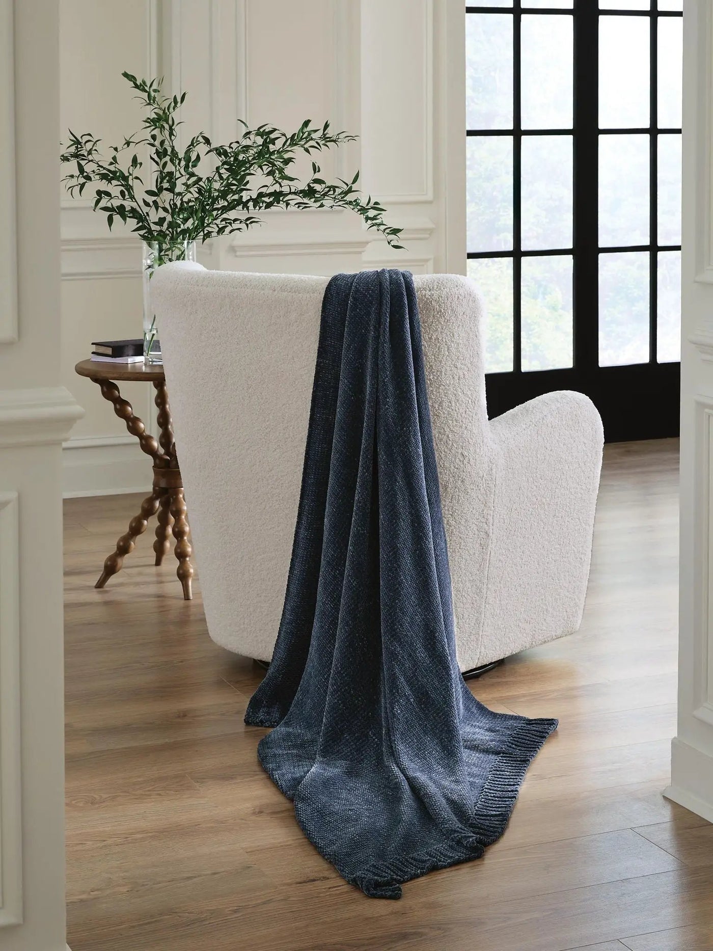 Anawood - Throw by Unique Piece Furniture