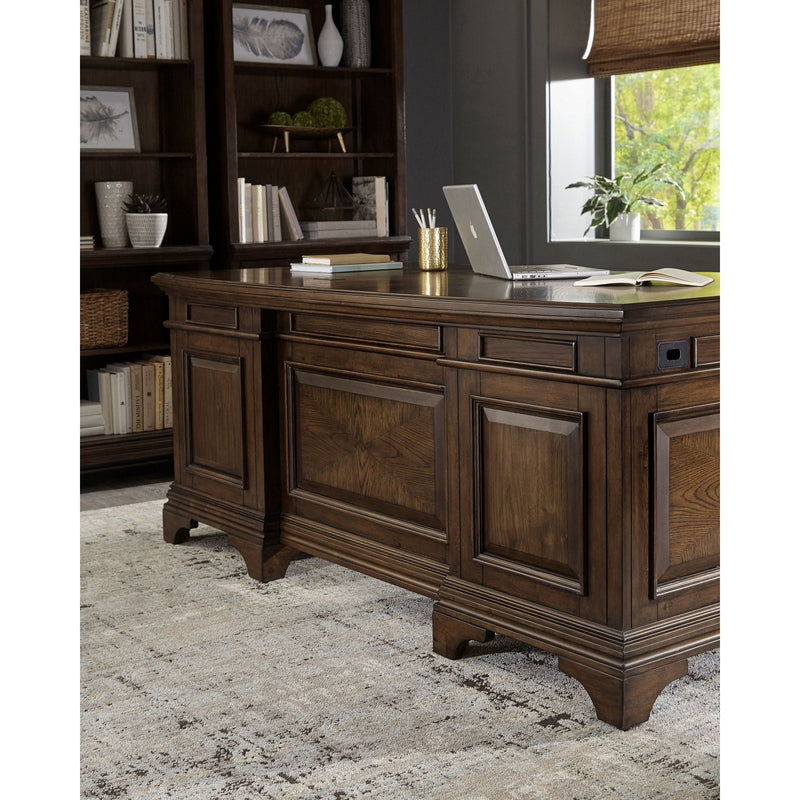 Stigham - 7 Drawer Executive Desk With Lockable File Cabinets - Oak by HouseOfZazla