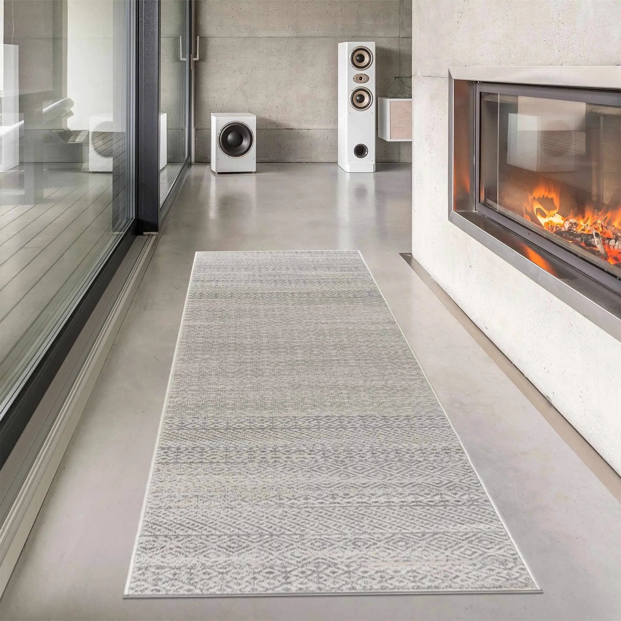 Tigri Aztec Ivory & Gray 2317 Area Rug - Clearance by Boutique Rugs