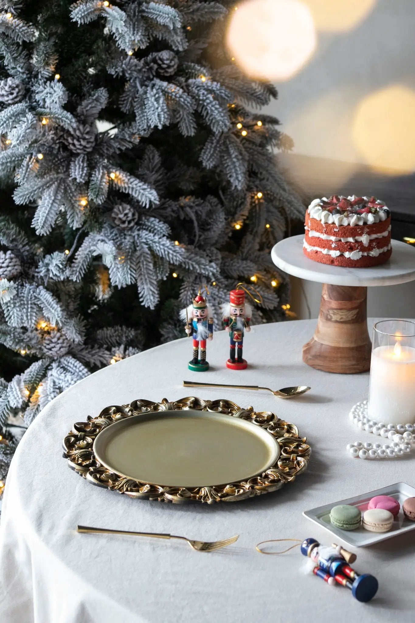 Plastic Charger Plate (Set of 6) - Gold by Unique Piece Furniture