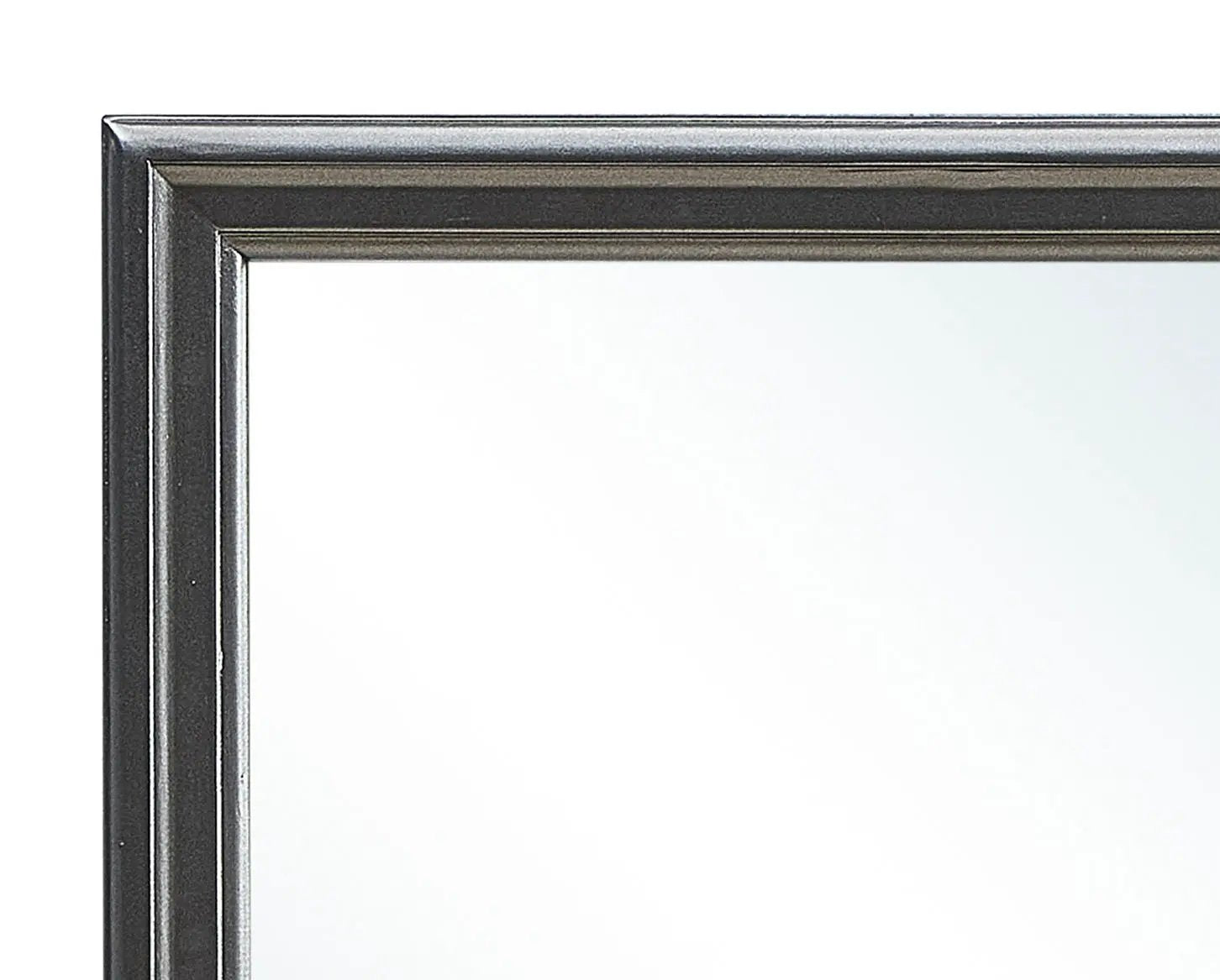 Traditional Wall Mirror For Any Space by HouseOfZazla