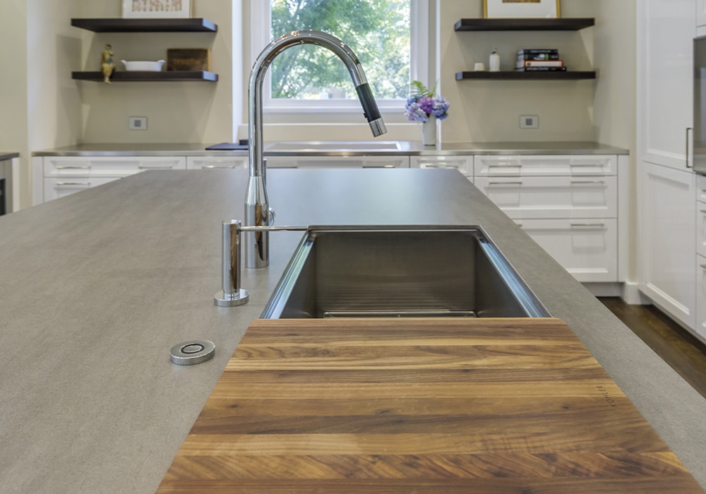 Basalt Grey Matte Sintered Stone Slab 125x63 room scene 5