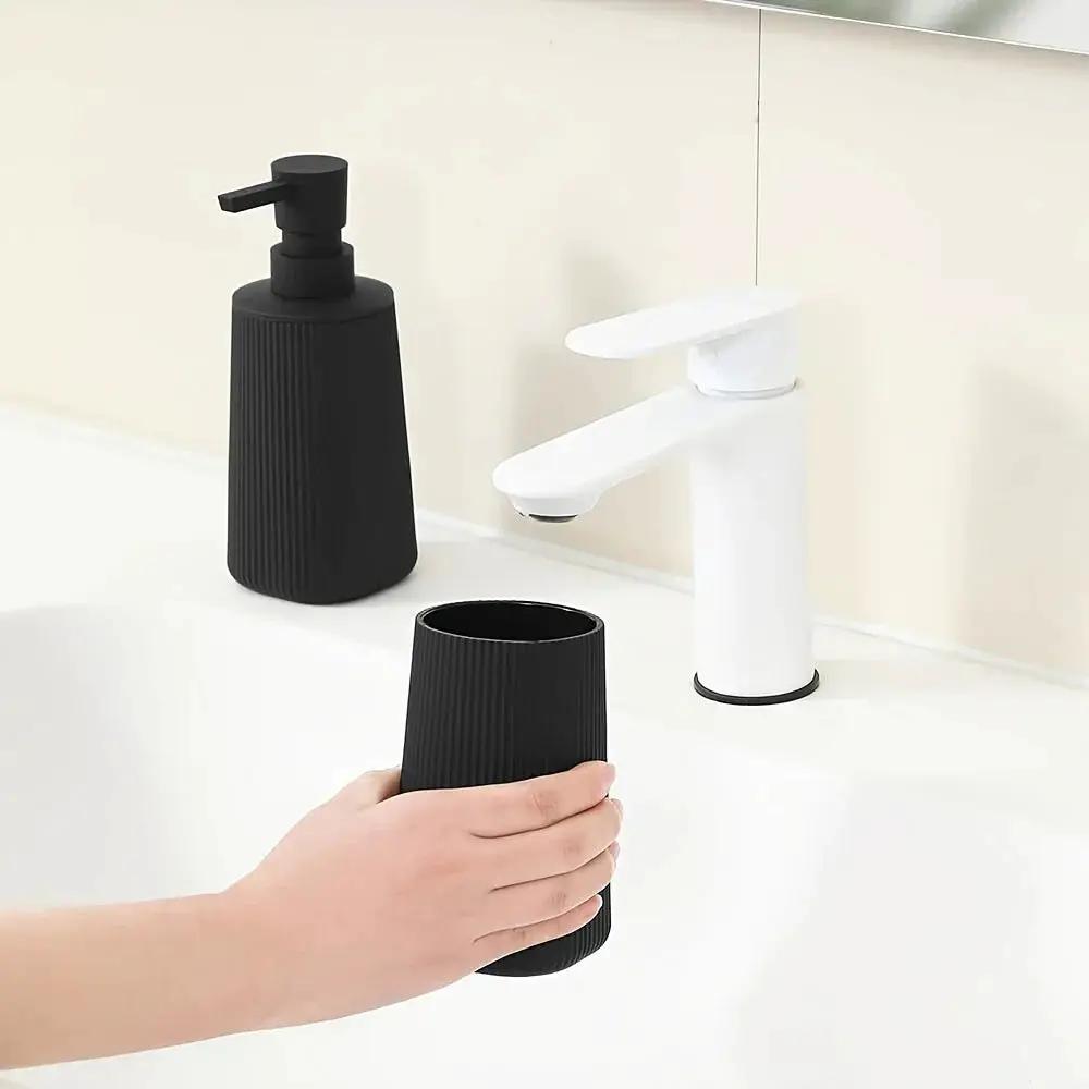 Bathroom Set - Modern Plastic 2pcs by House Of Avana