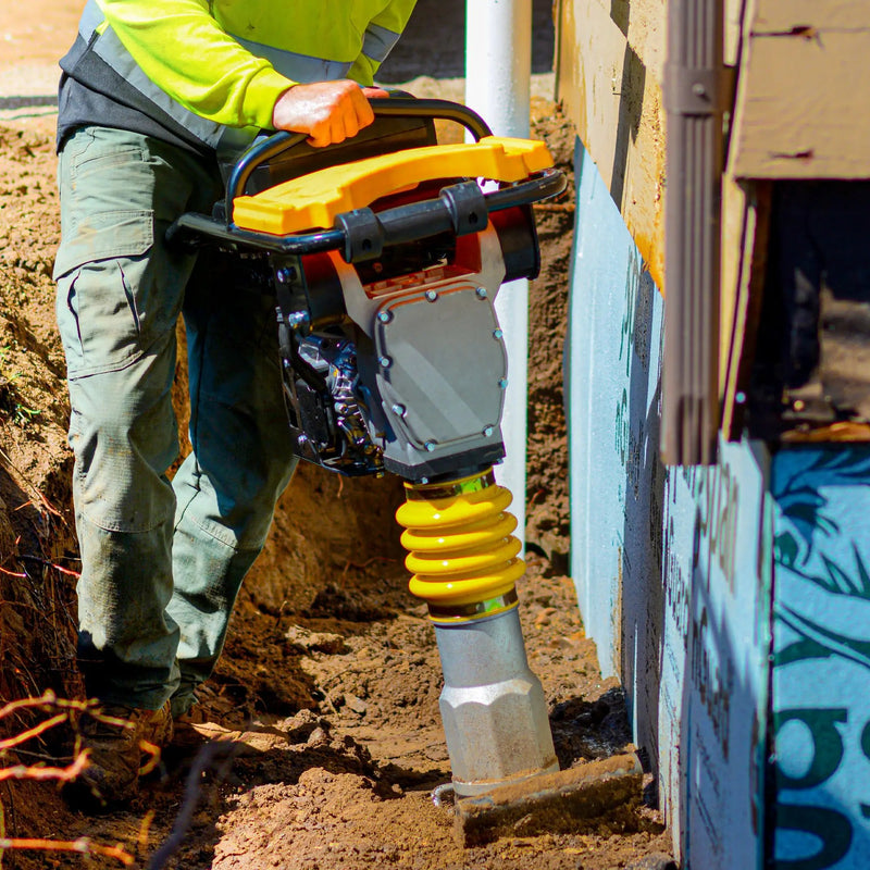 2.4 HP Battery Powered Vibratory Rammer Tamper Compactor with Honda GXE2.0S Motor by Tomahawk Power