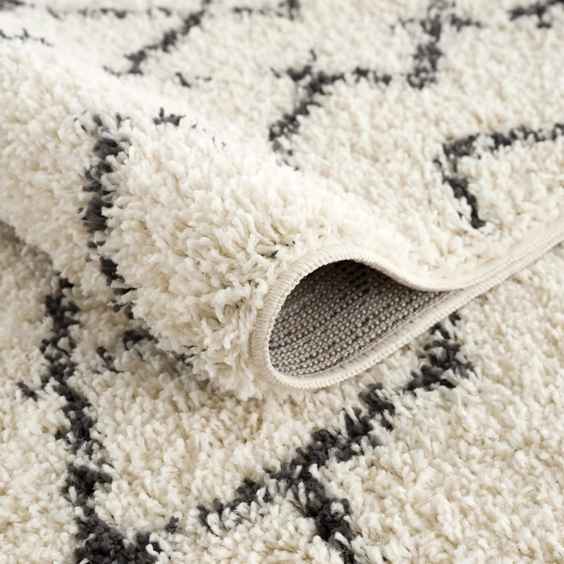 Pahala Moroccan Shag Area Rug - Clearance by Boutique Rugs