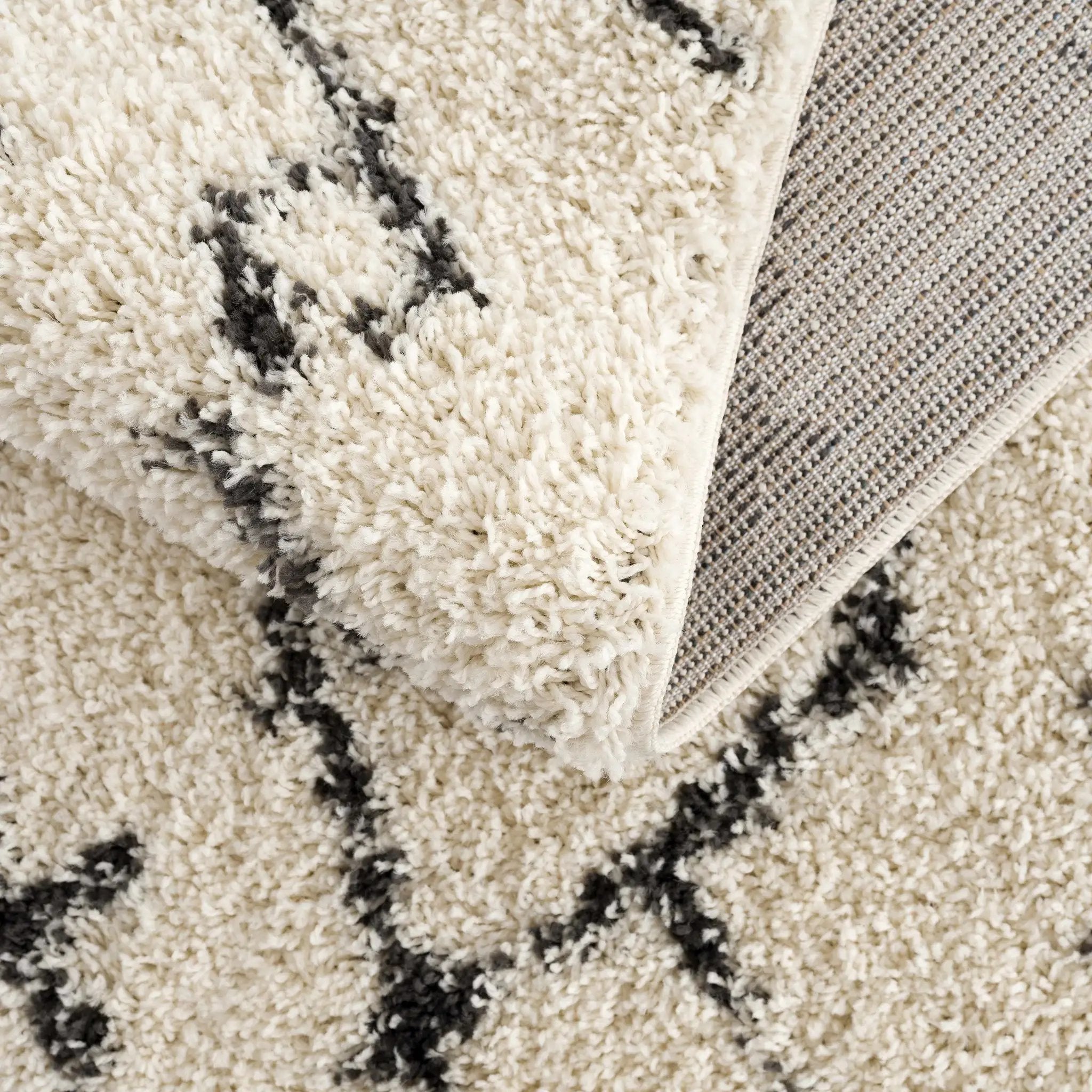 Pahala Moroccan Shag Area Rug - Clearance by Boutique Rugs