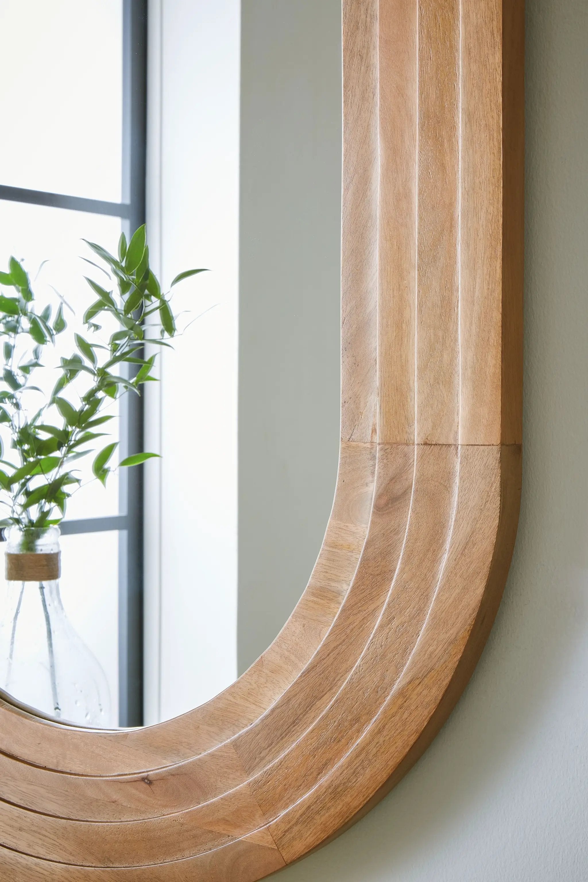 Daverly - Accent Mirror - Brown by Unique Piece Furniture