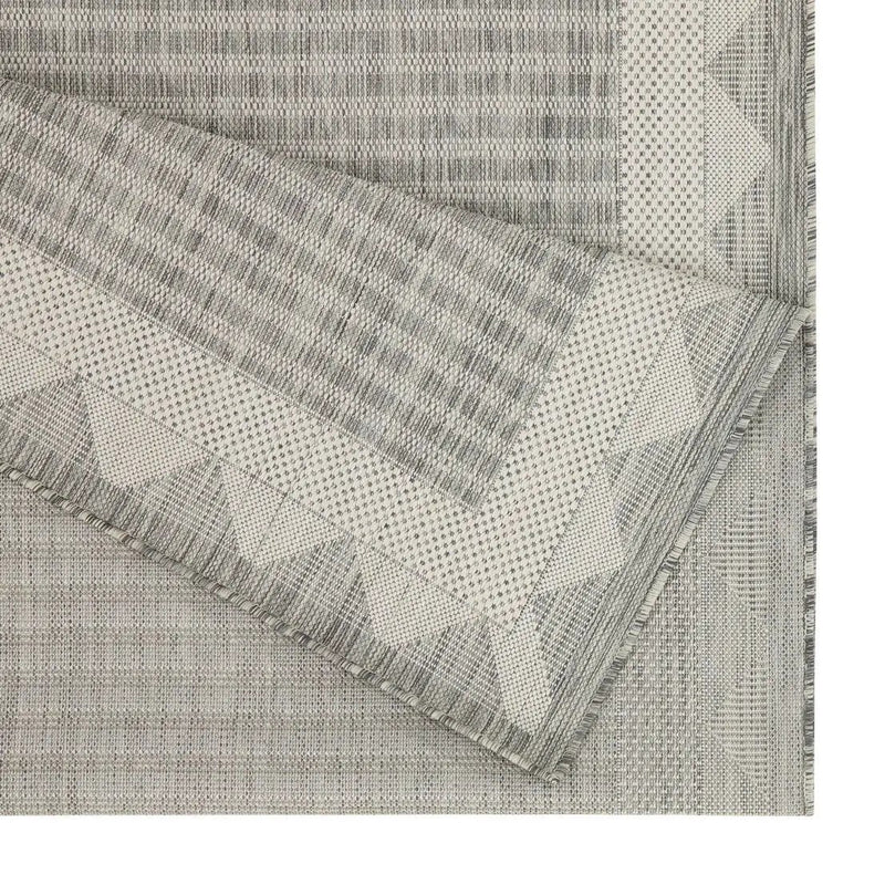 Sunshine - 5'3" X 7'3" Indoor & Outdoor Area Rug - Silver - Polypropylene by Unique Piece Furniture