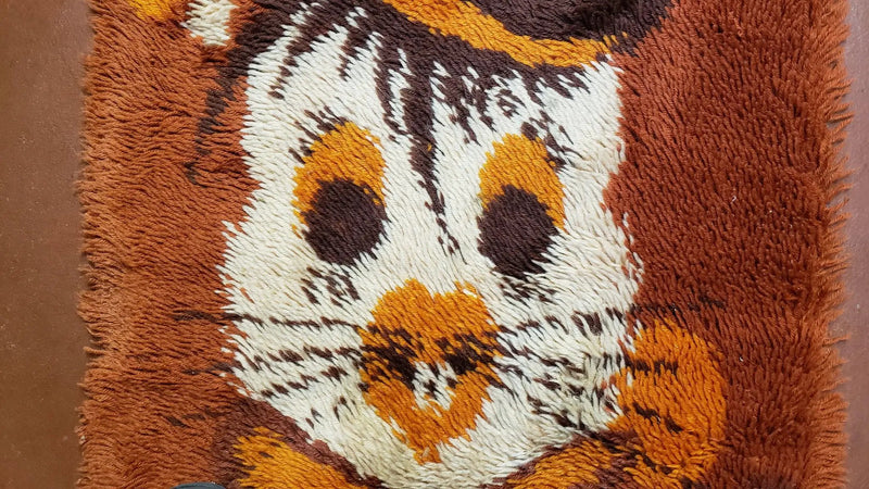 2x3 Rya Shag Rug Mid-Century Modern Danish Shag Rug 1960s Accent Rug Bunny Rabbit in Hat Dark Orange Small Shag Rug by Jewel Rugs