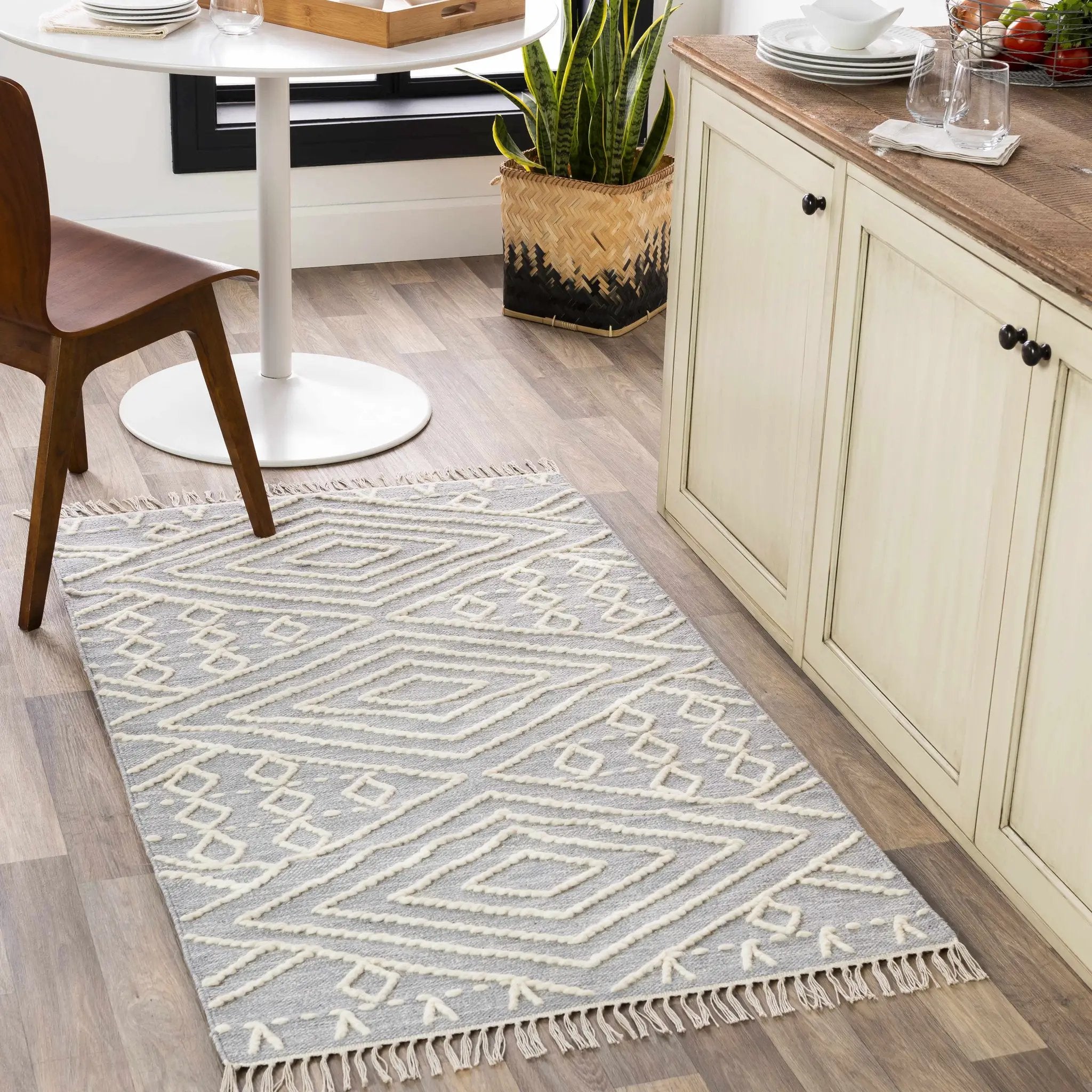 Bealeton Area Rug - Clearance by Boutique Rugs