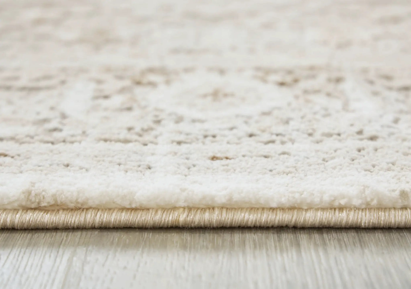Gatwell - Rug by Unique Piece Furniture