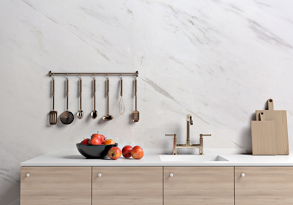 Bianco Venus Polished Marble Slab Random room scene 2
