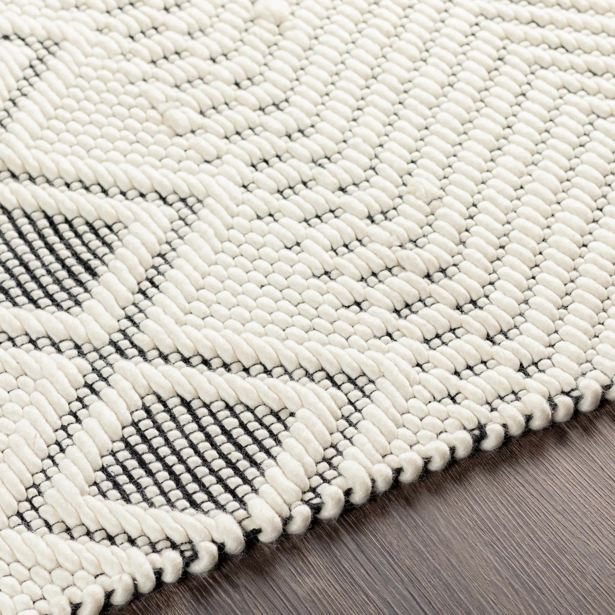 Blakeview Wool Rug - Clearance by Boutique Rugs
