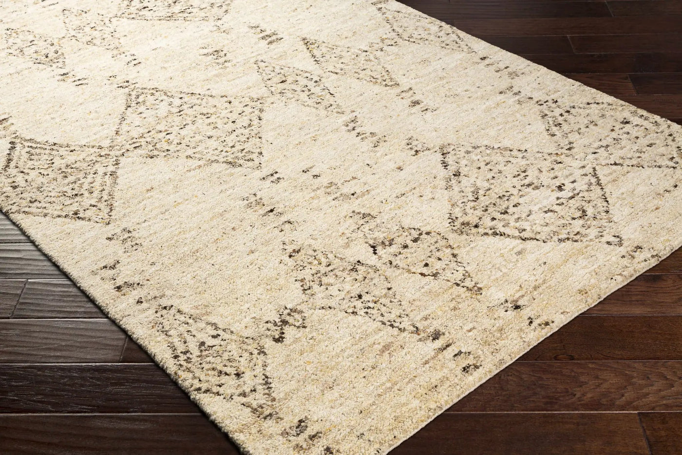 Bordertown Hand Knotted Wool Rug - Clearance by Boutique Rugs
