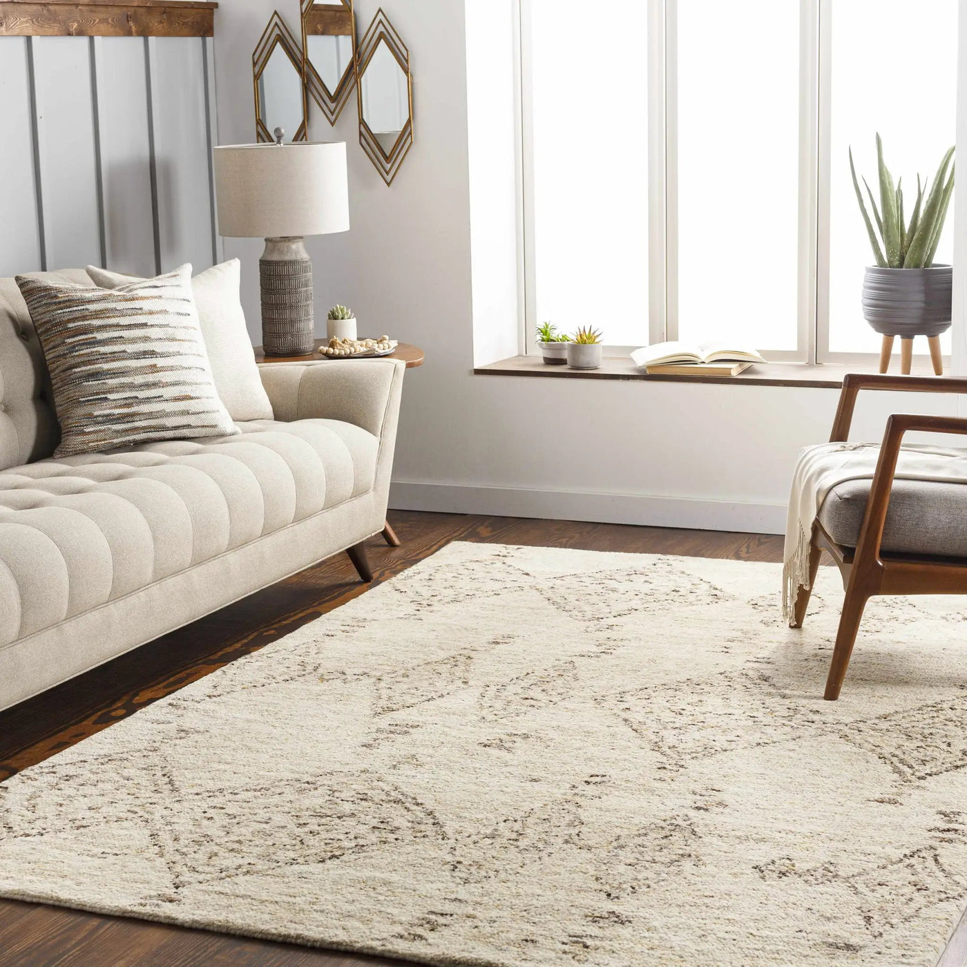 Bordertown Hand Knotted Wool Rug - Clearance by Boutique Rugs