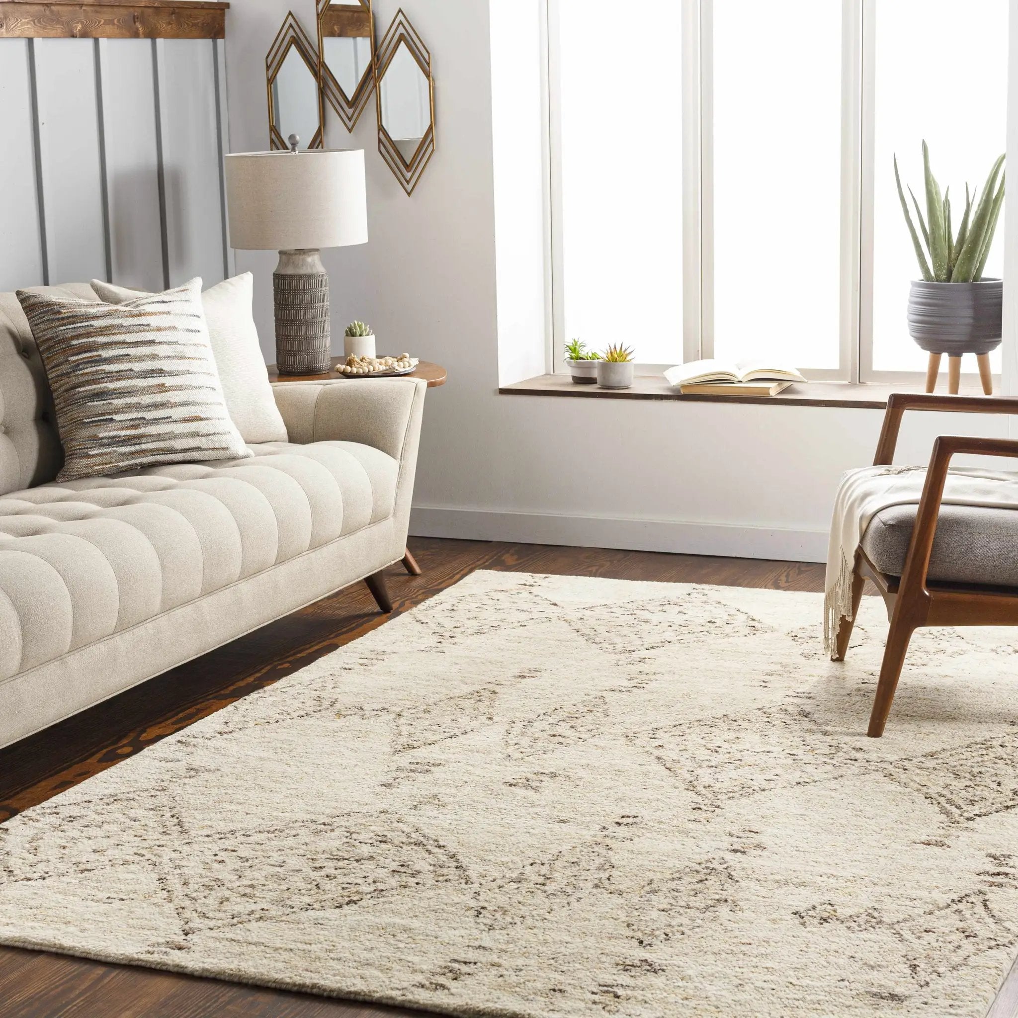 Bordertown Hand Knotted Wool Rug - Clearance by Boutique Rugs