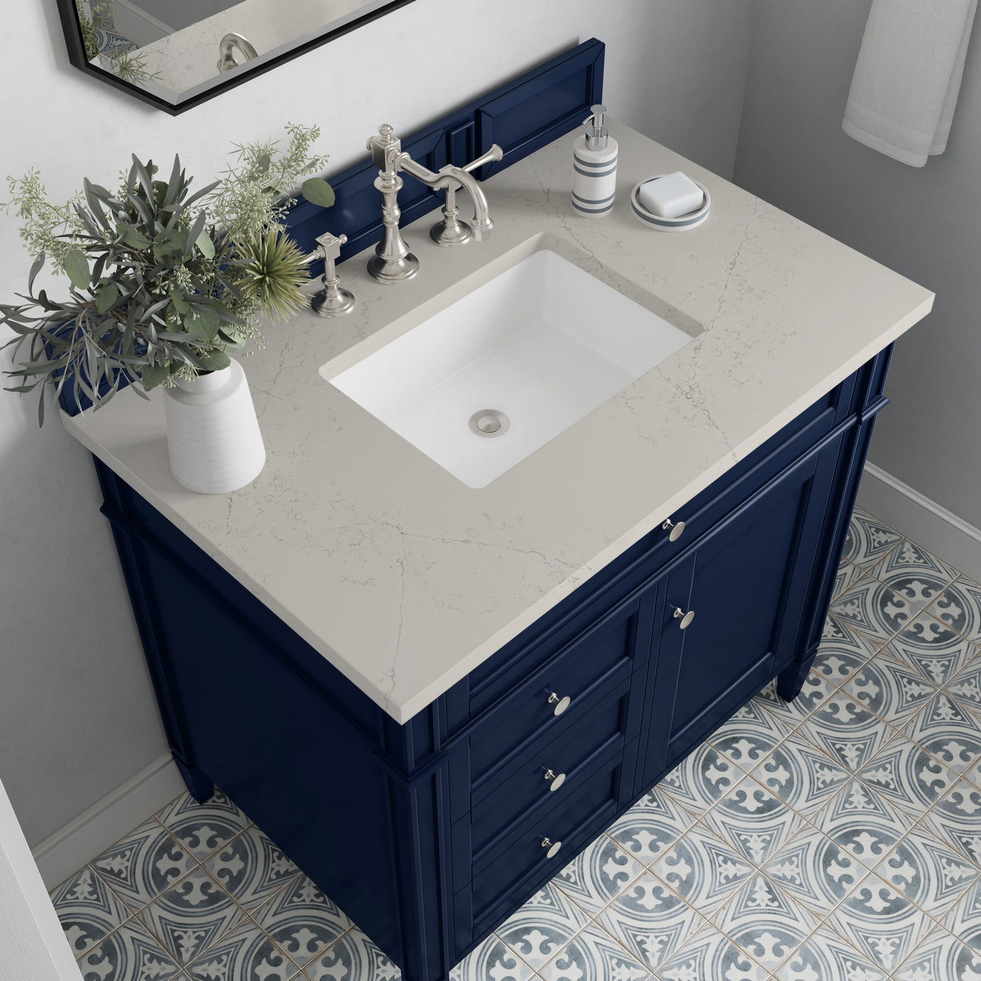 James Martin Brittany 36" Single Bathroom Vanity, Victory Blue with Siberian countertop