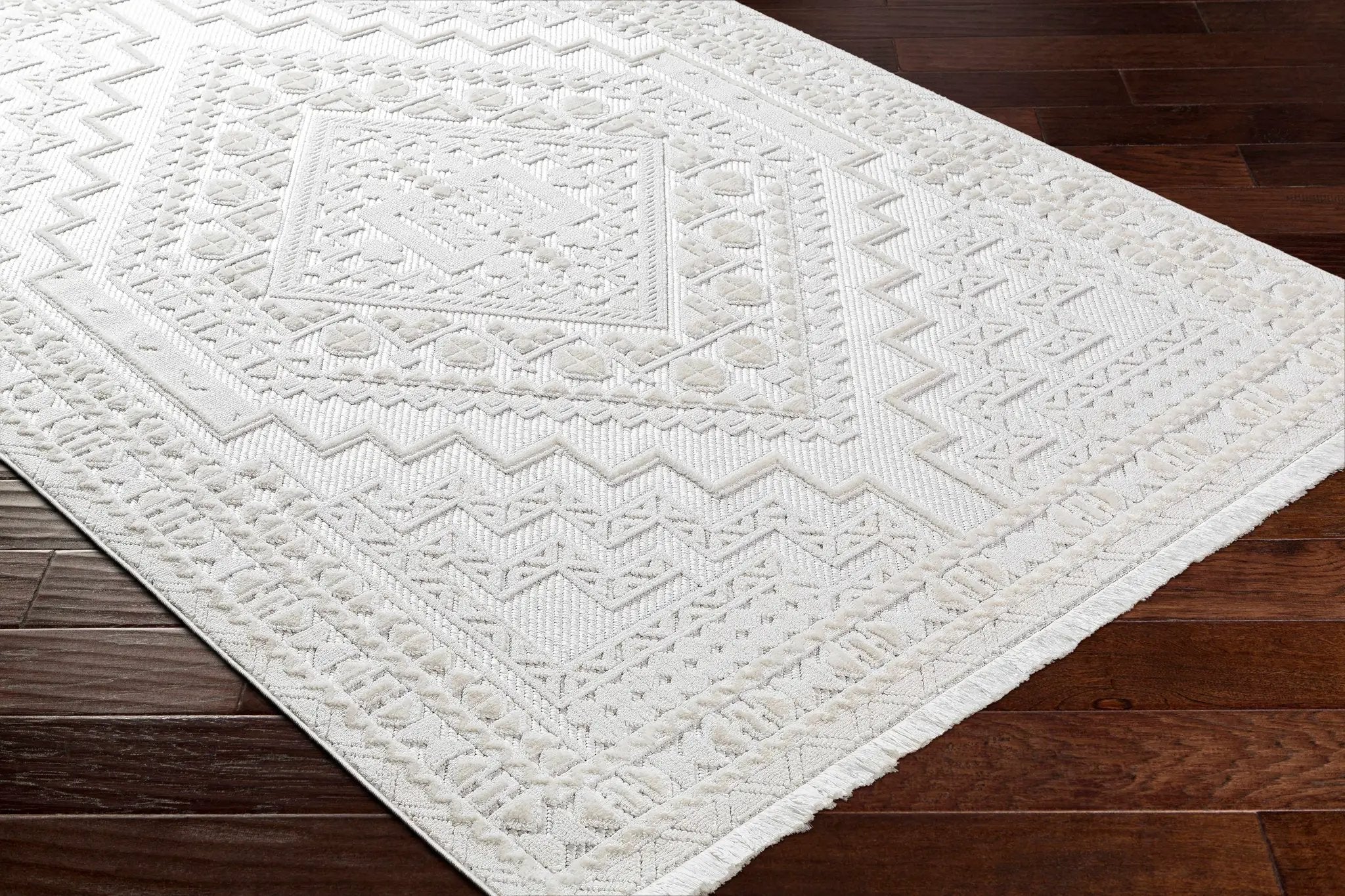 Alya White Fringe Rug by Hauteloom