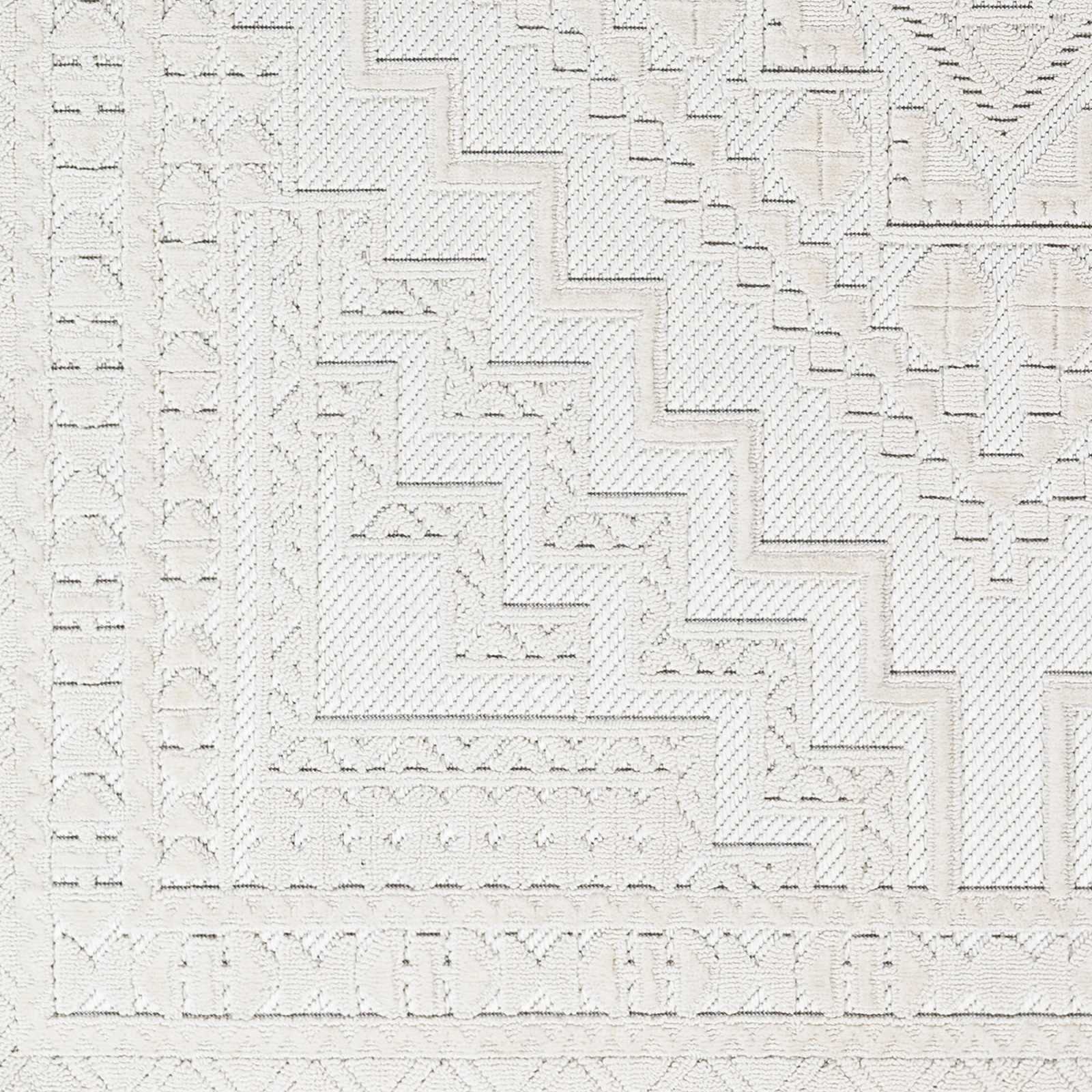 Alya White Fringe Rug by Hauteloom