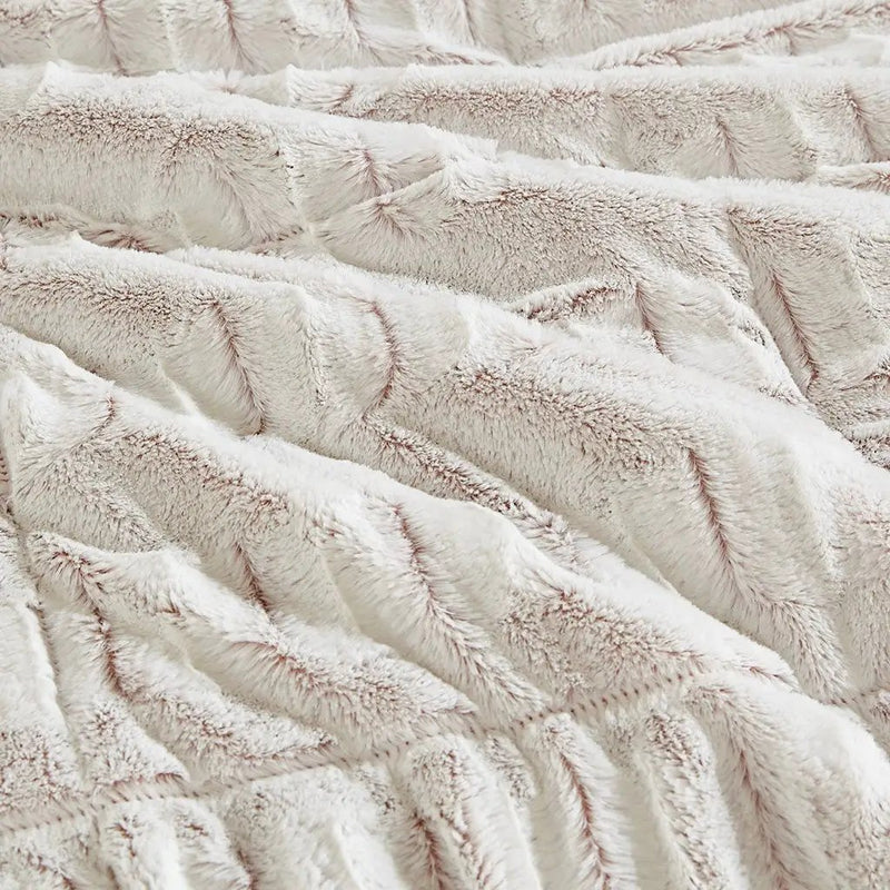 Full/Queen Back Print Long Fur Comforter Mini Set by HouseOfZazla