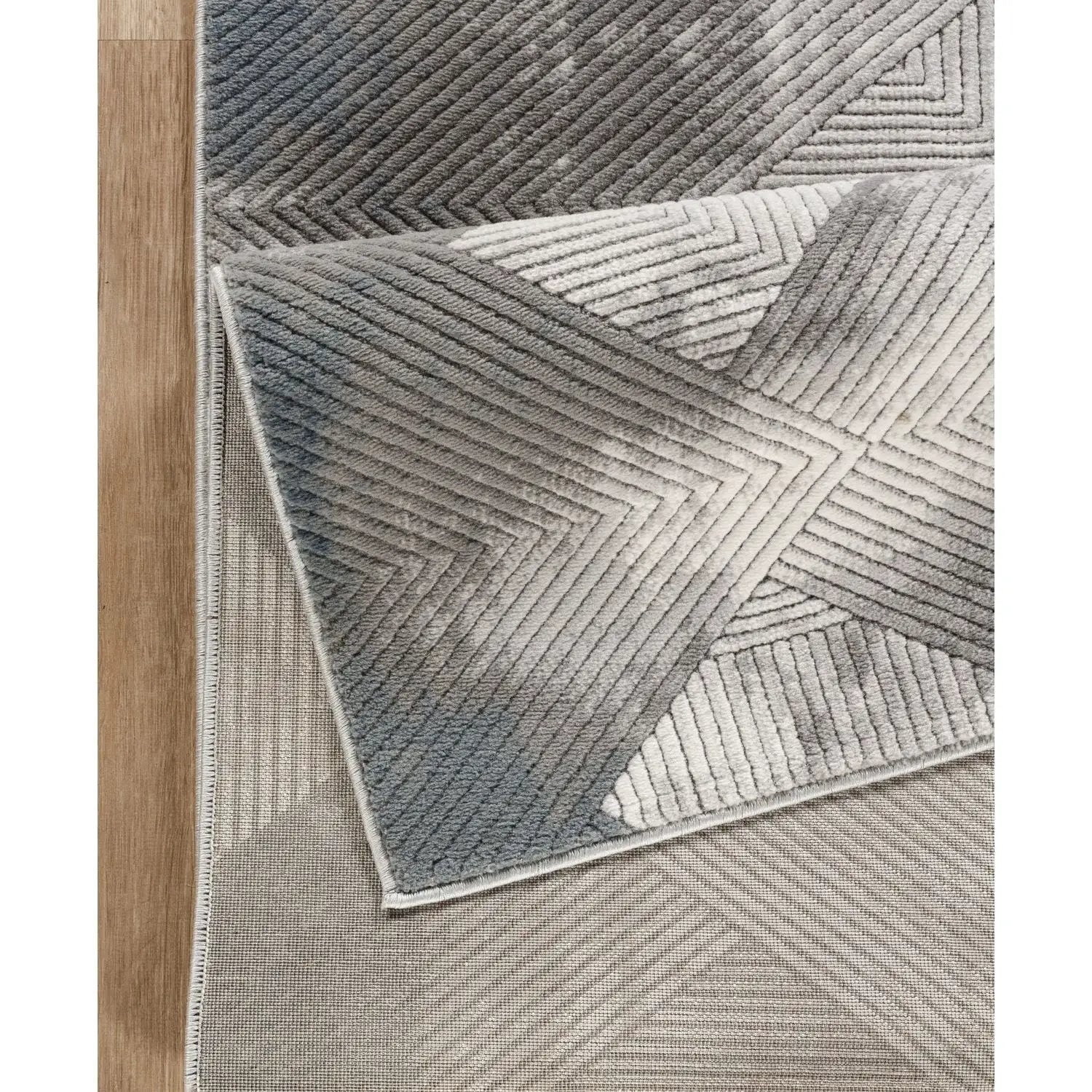 Geometrix - 5'3" X 7'3" Area Rug With Geometric 3D Effect - Ivory / Gray by HouseOfZazla