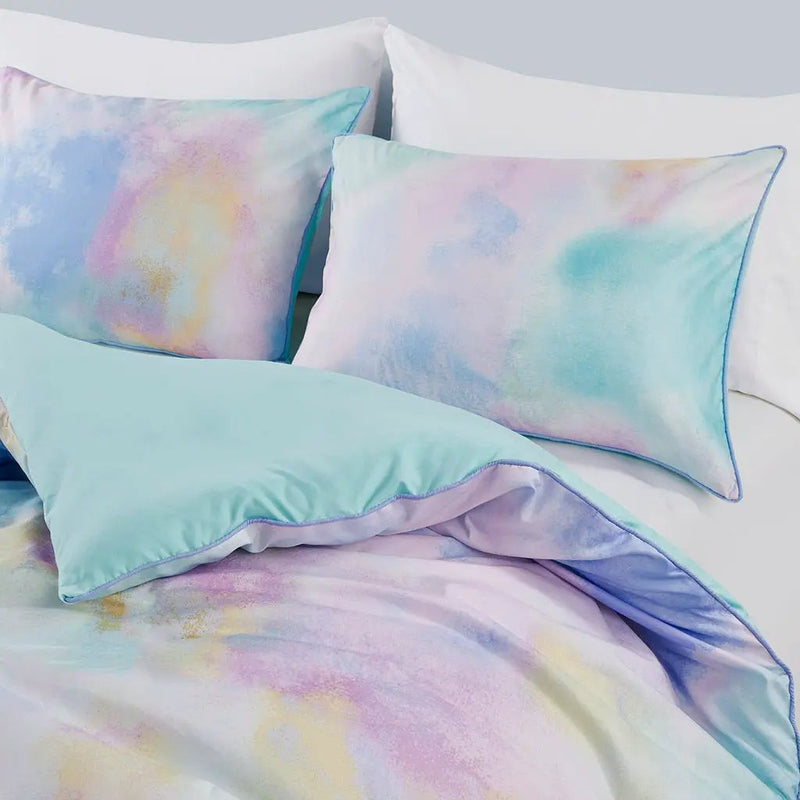 Full/Queen Watercolor Tie Dye Printed Comforter Set with Throw Pillow by HouseOfZazla