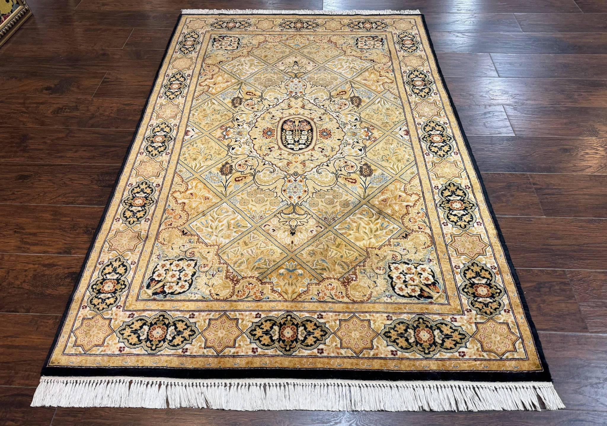Pak Persian Rug 4x6, Panel Design by Jewel Rugs